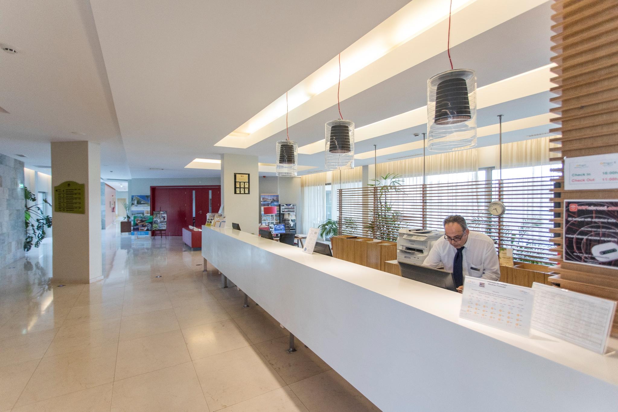 Aparthotel Alfagar Village 3*
