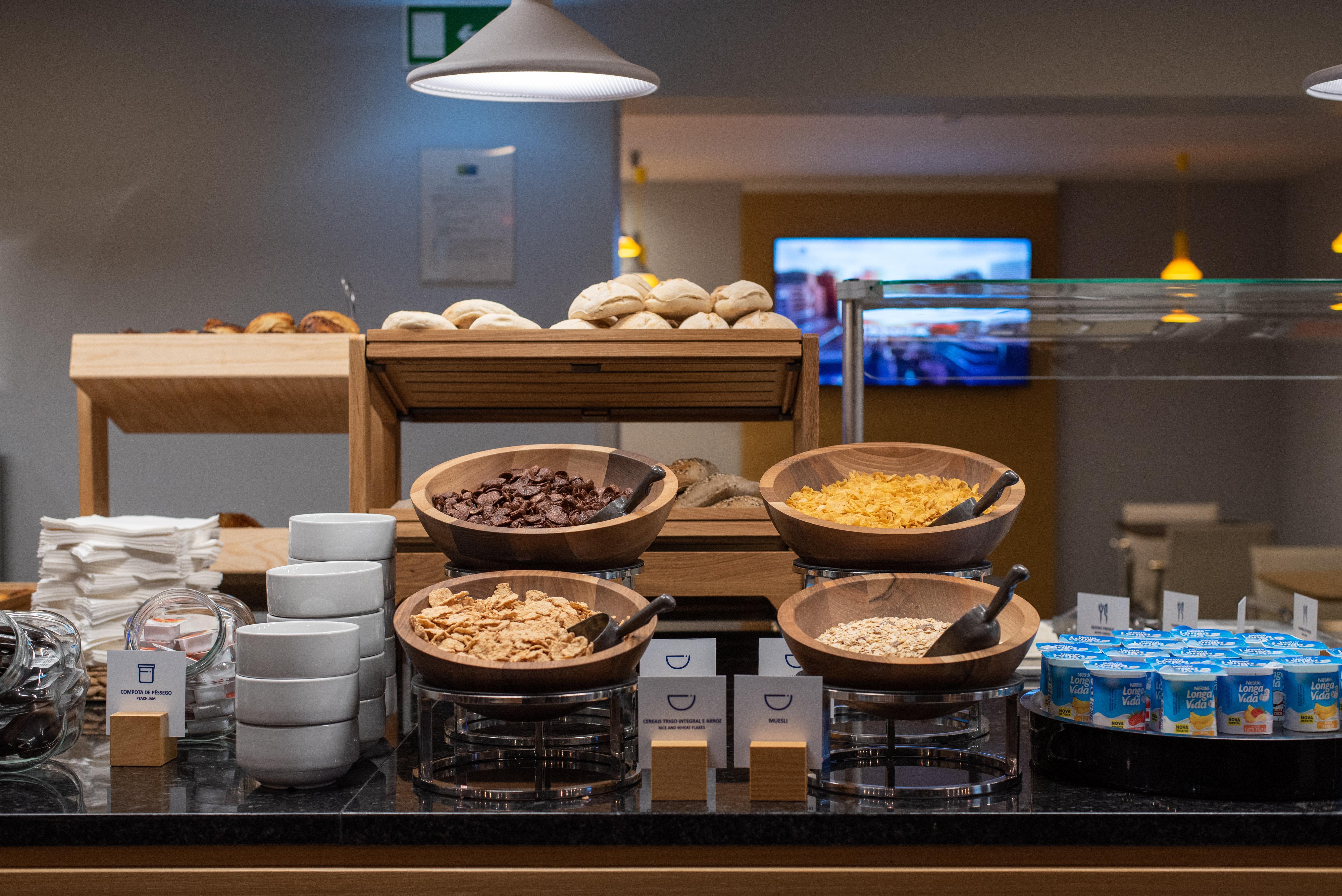 Express Lisbon Airport By Ihg Portela (Loures)