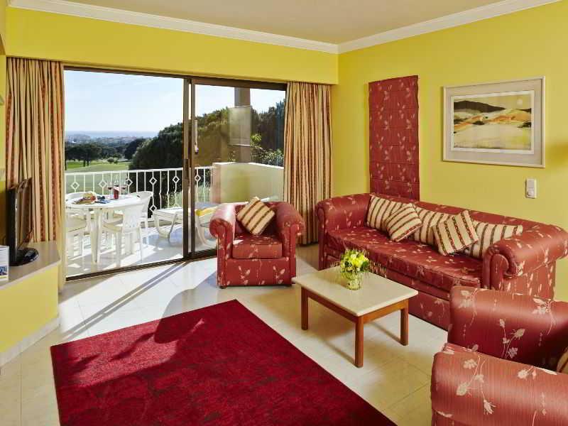 Four Seasons 4*