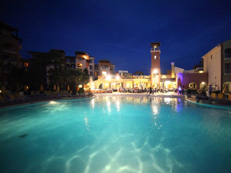 Resort Four Seasons 4*