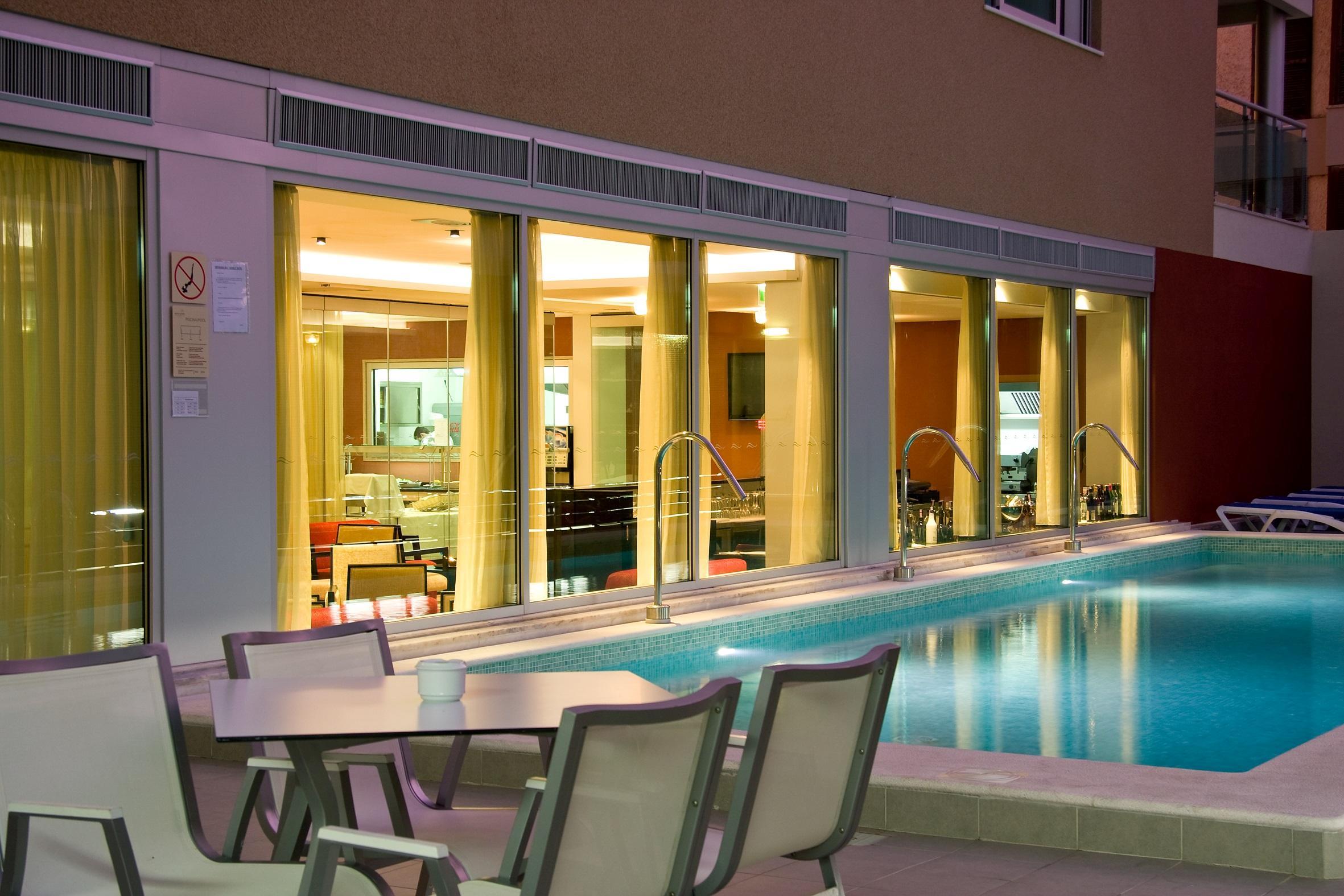 & Hotel 4*