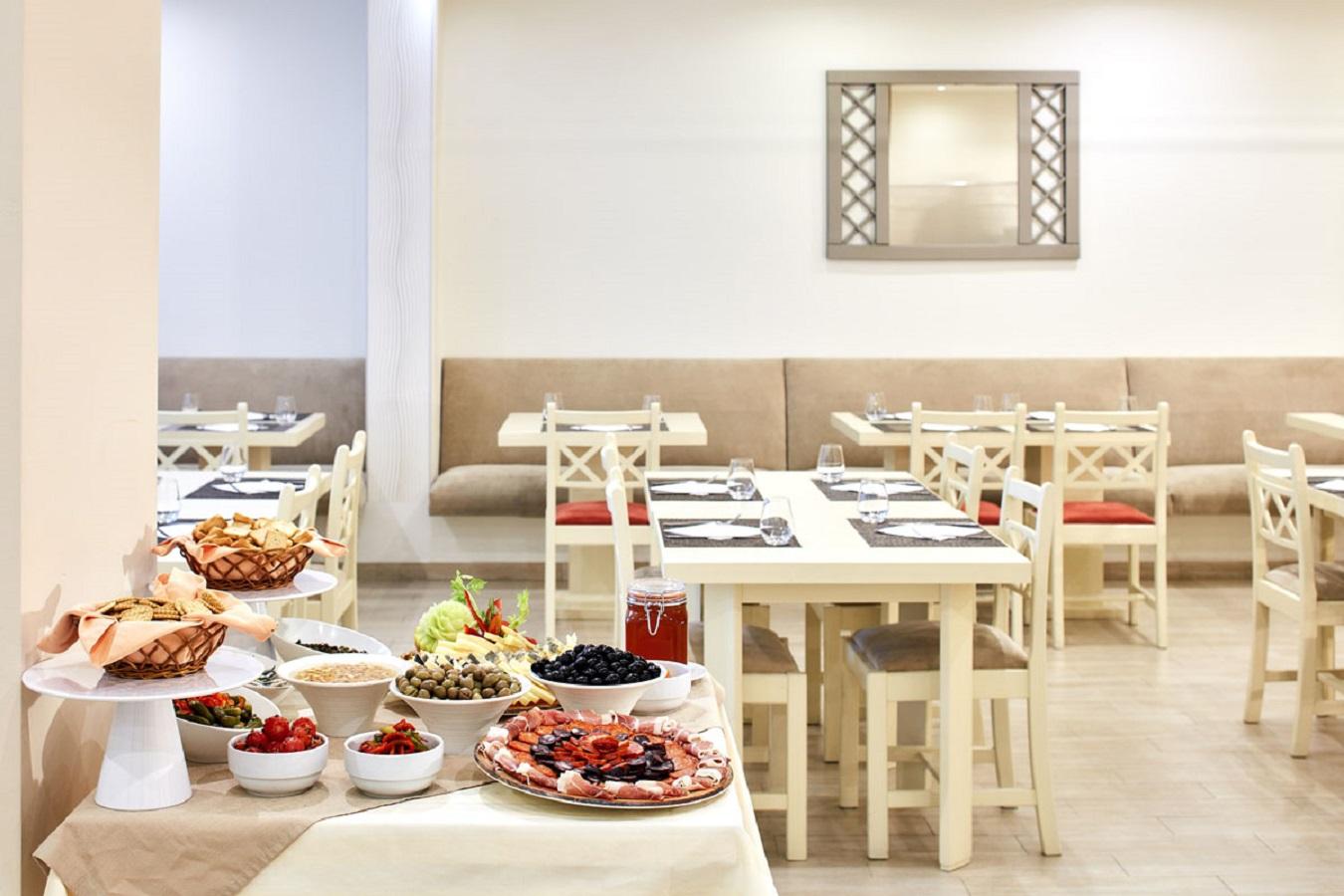 Hotel Santa Eulalia & 4*