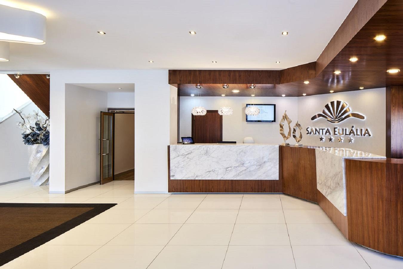 Santa Eulalia & Hotel 4*