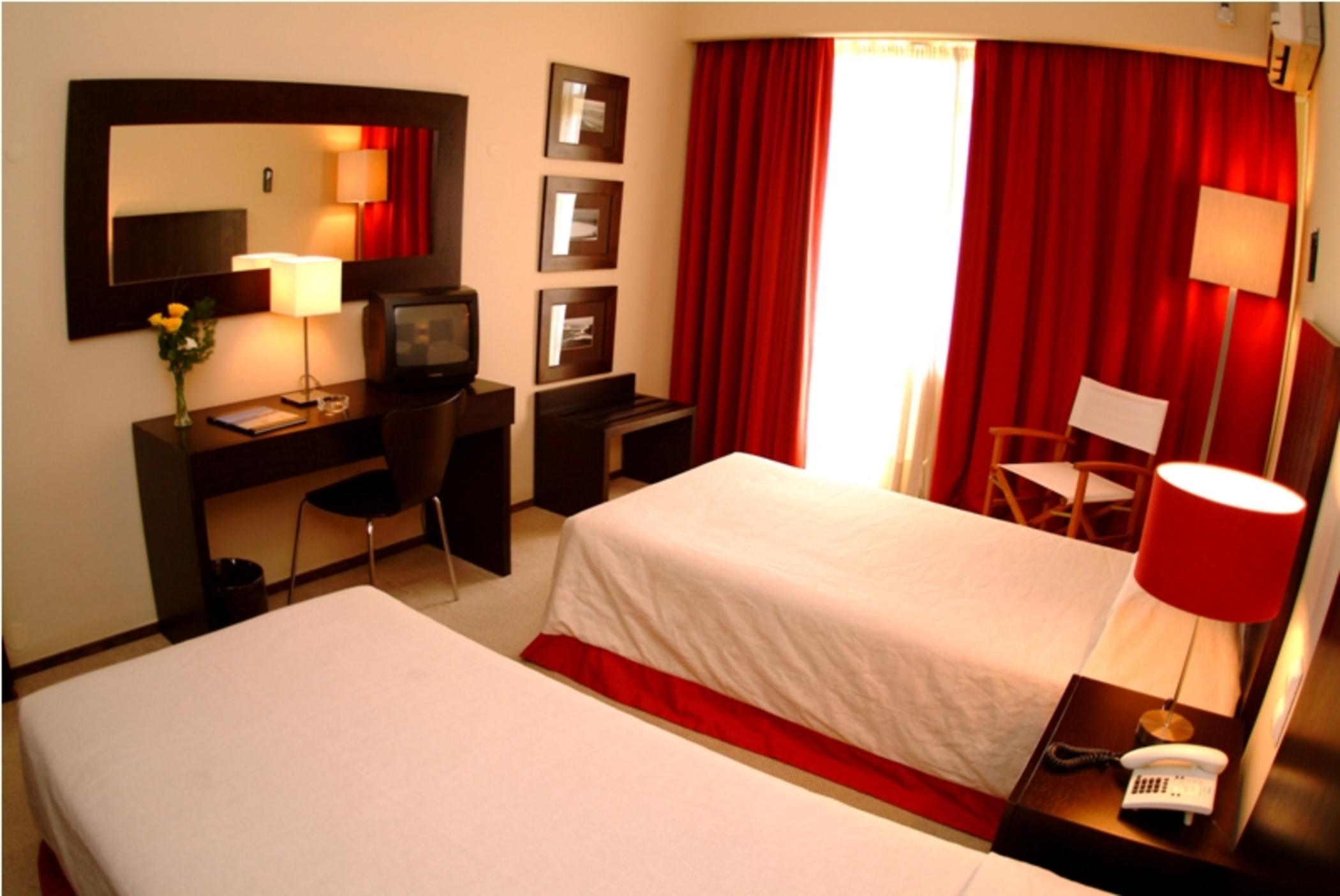 Carcavelos Hotel