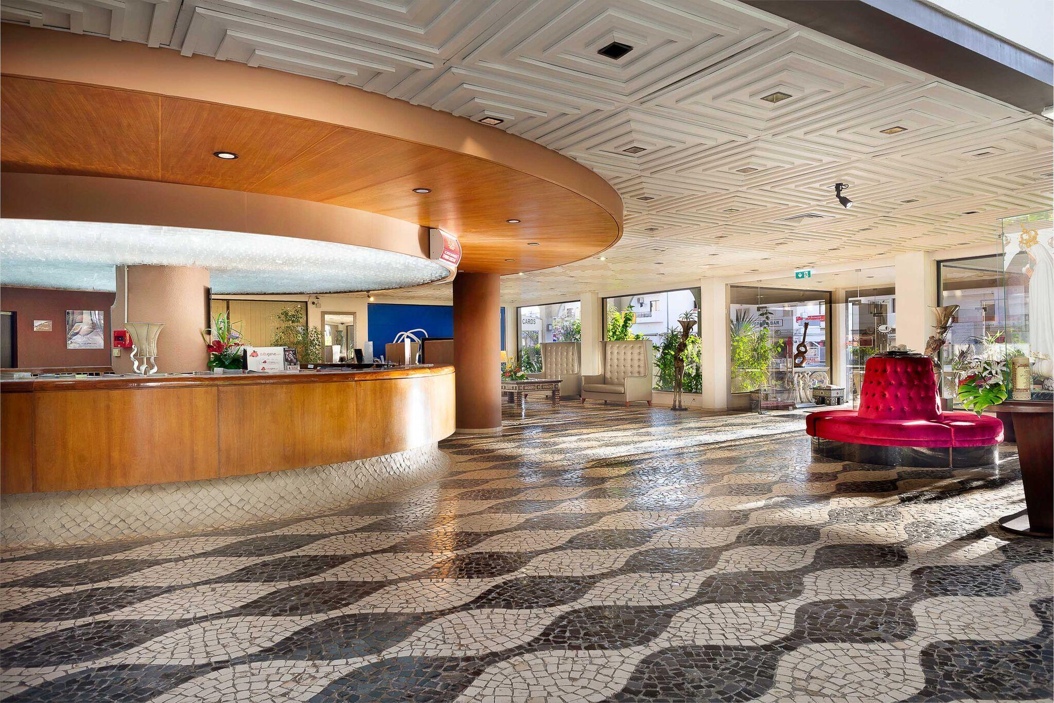 Hotel Muthu Oura 4*