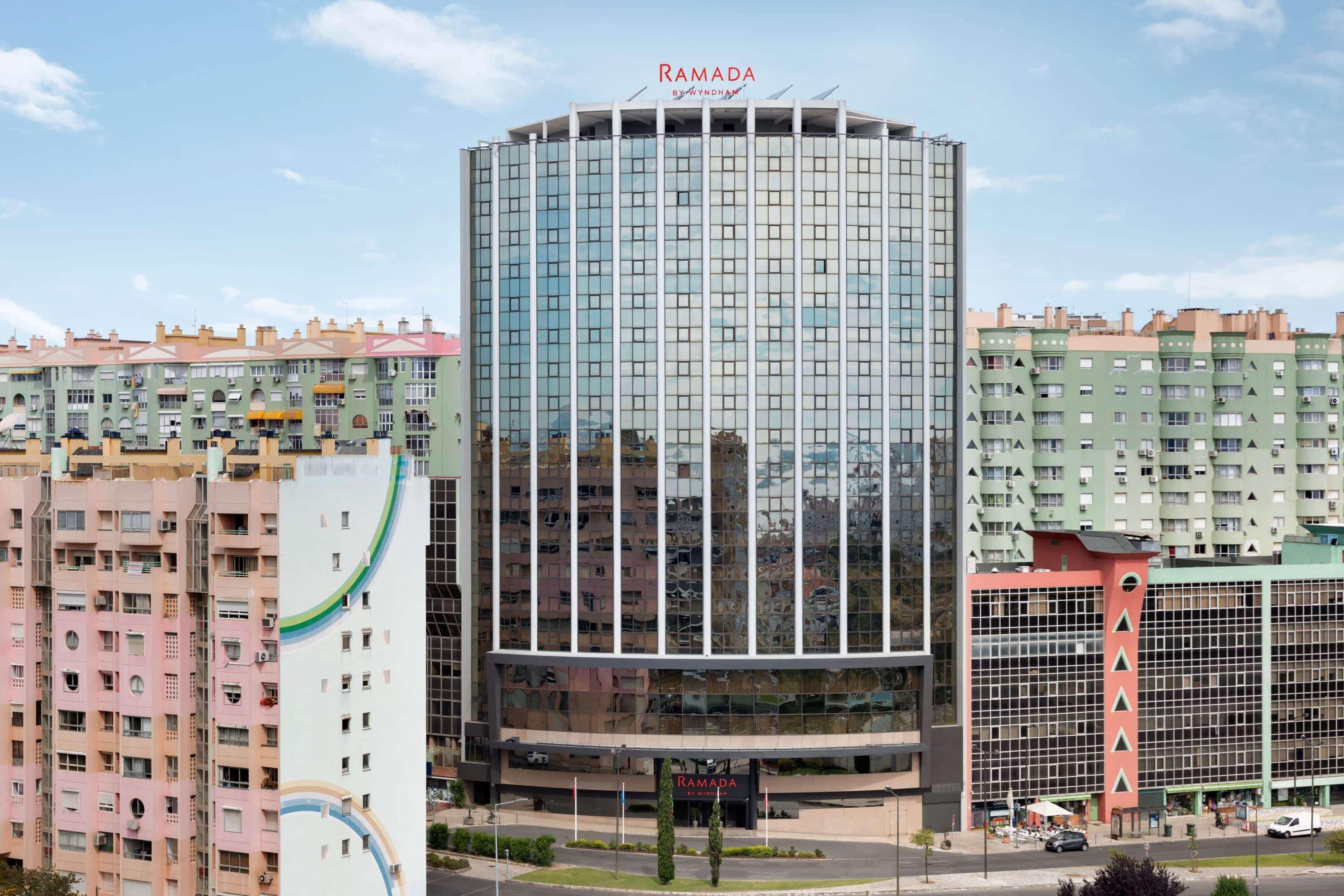 Ramada By Wyndham 4* Lissabon