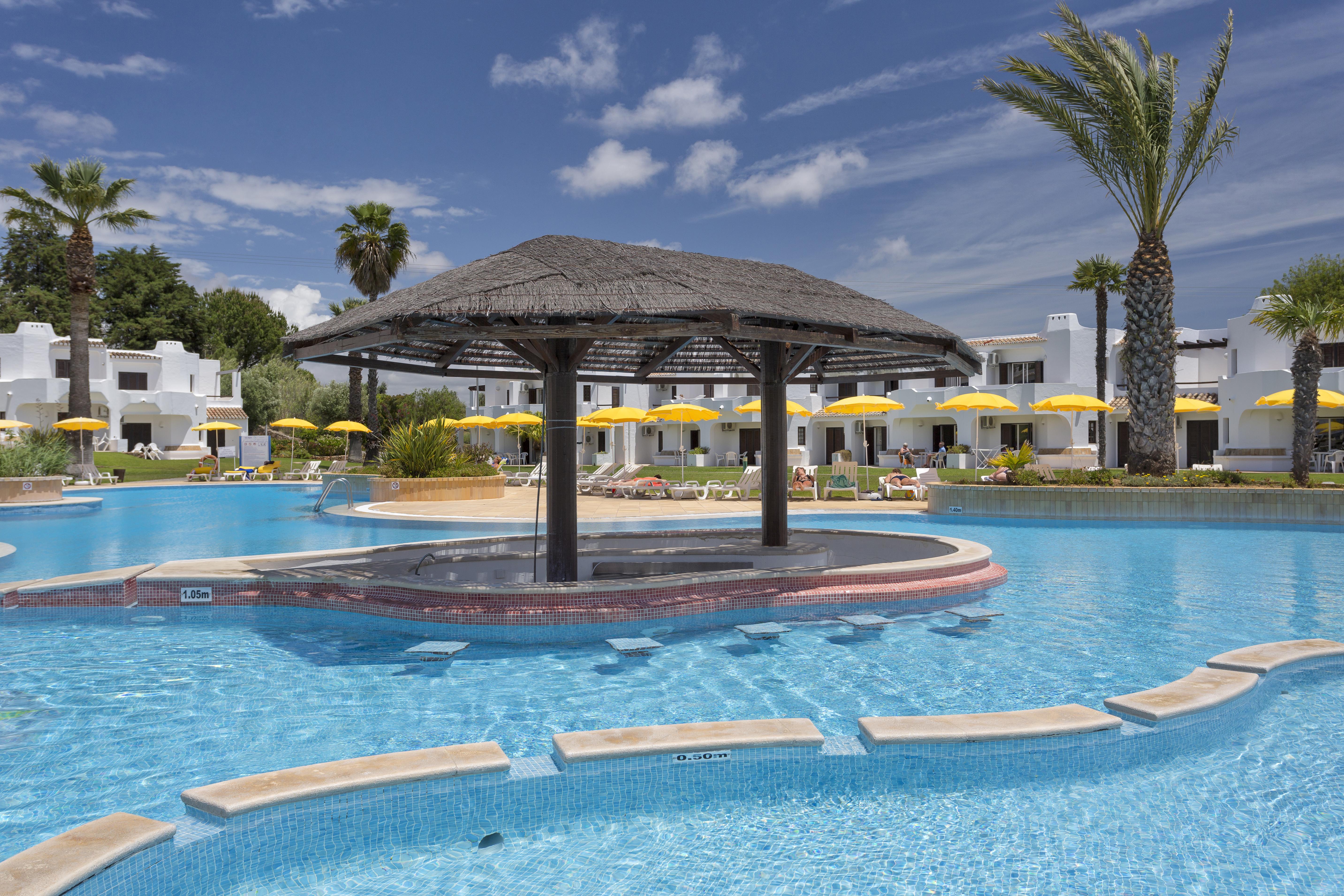 Clube Garden Village Resort 4*