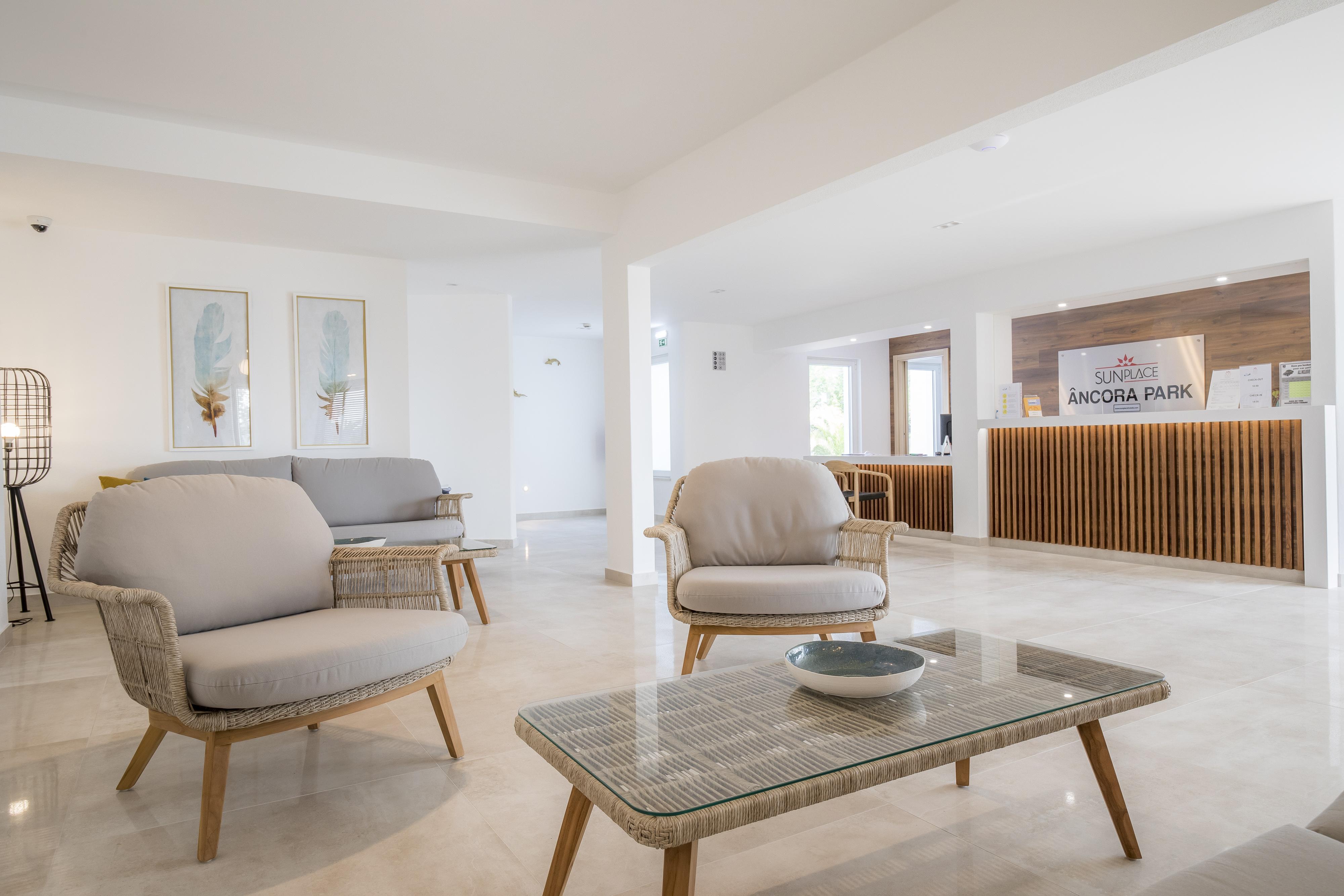 Aparthotel Ancora Park - Sunplace & 4*