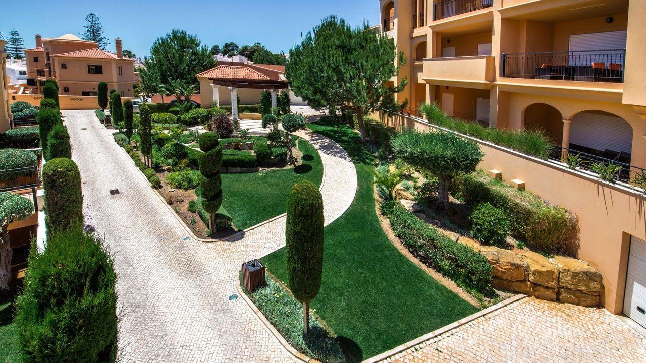 Baia Da Aparthotel 4*