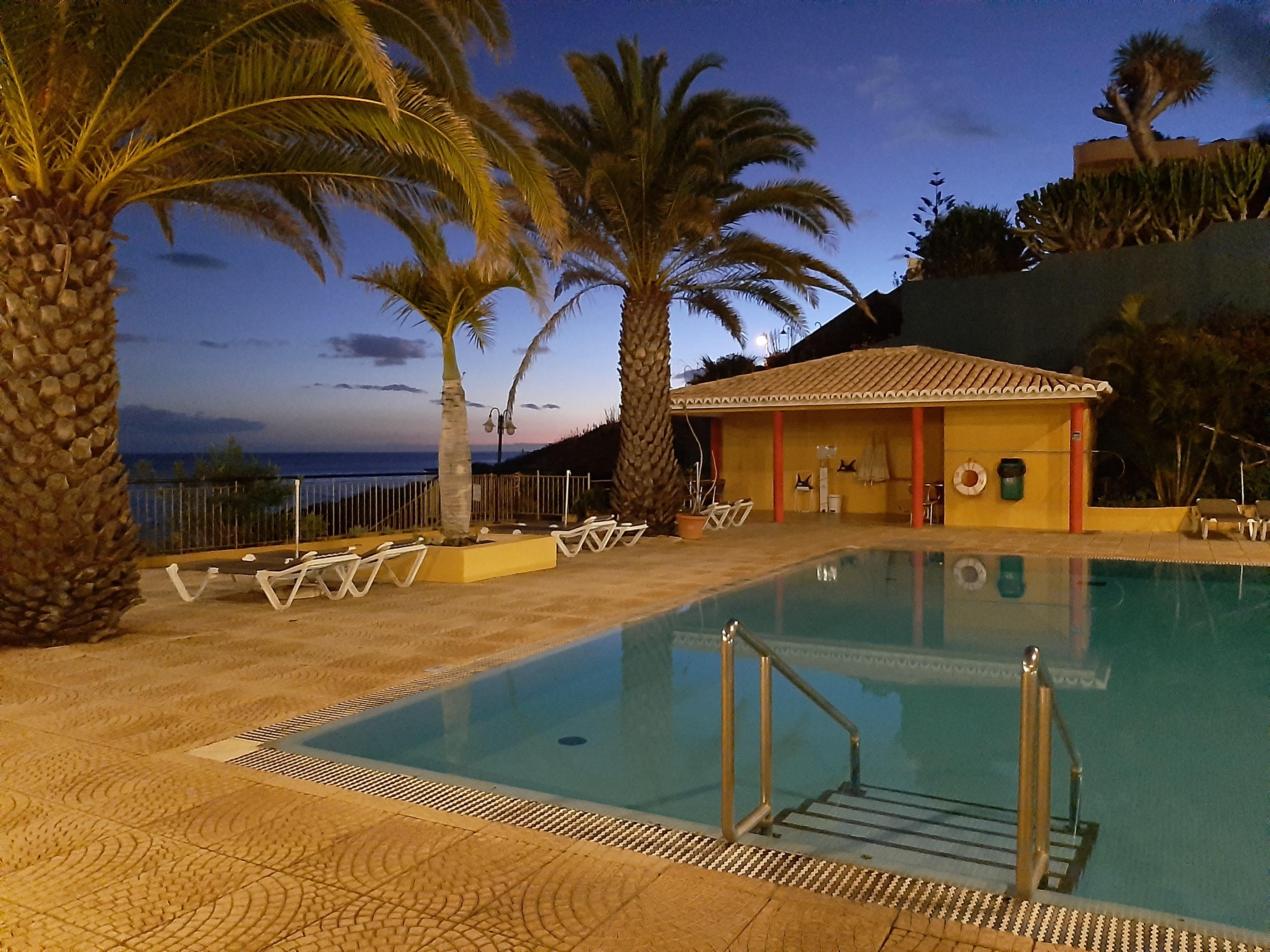 Hotel Cais Da Oliveira 4*