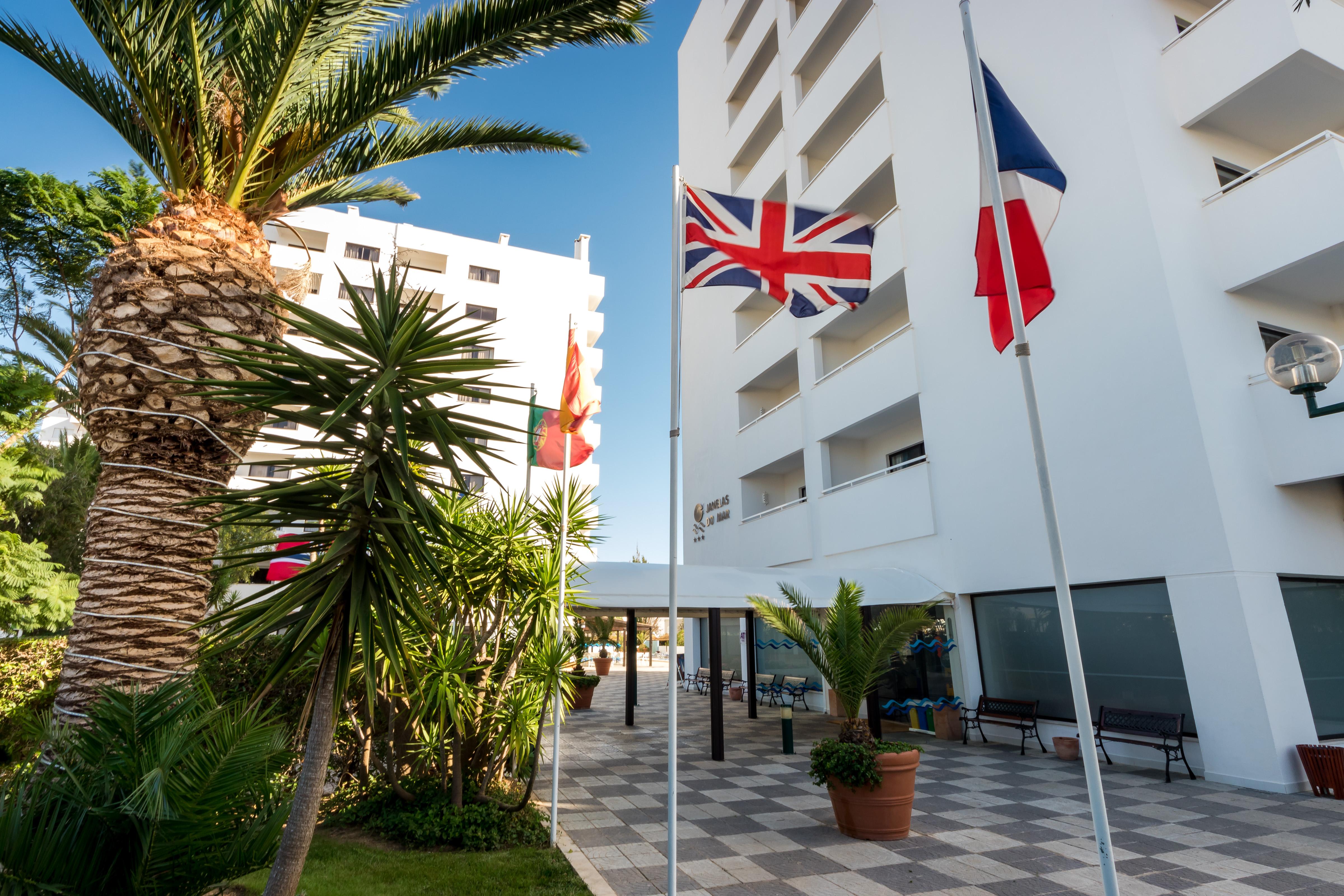 Janelas Do Mar Turisticos Aparthotel 3*