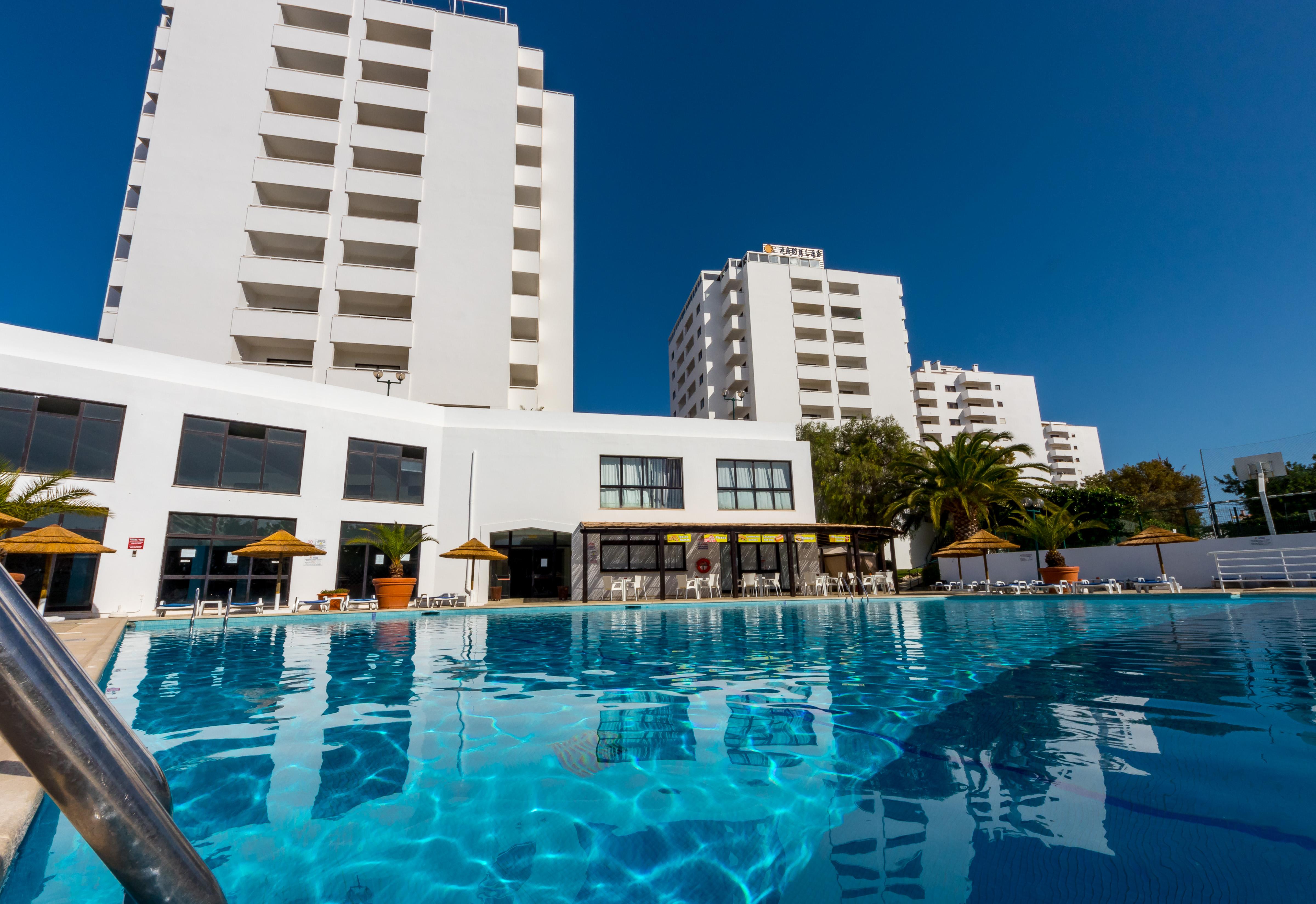 Aparthotel Janelas Do Mar Turisticos