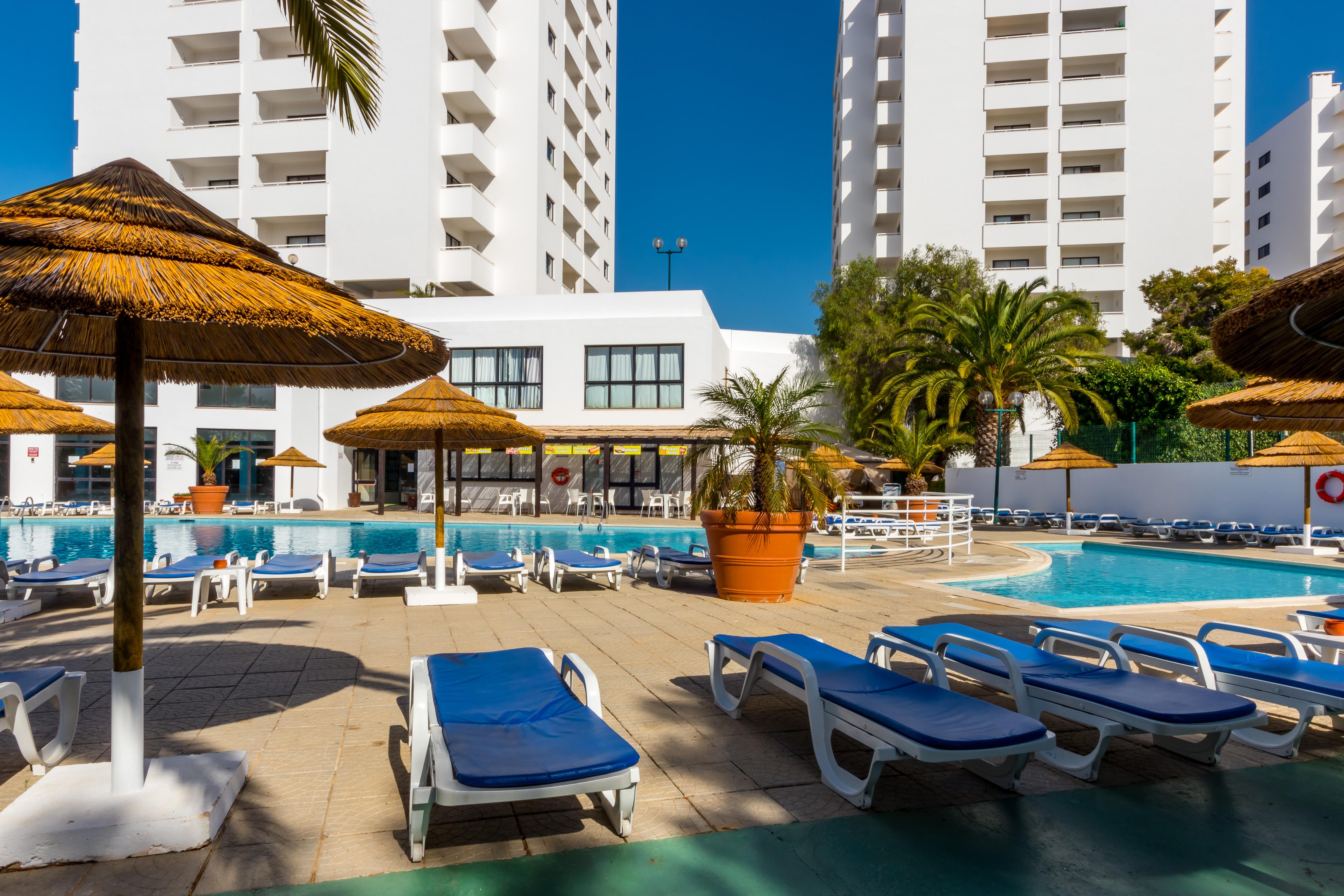 Aparthotel Janelas Do Mar Turisticos