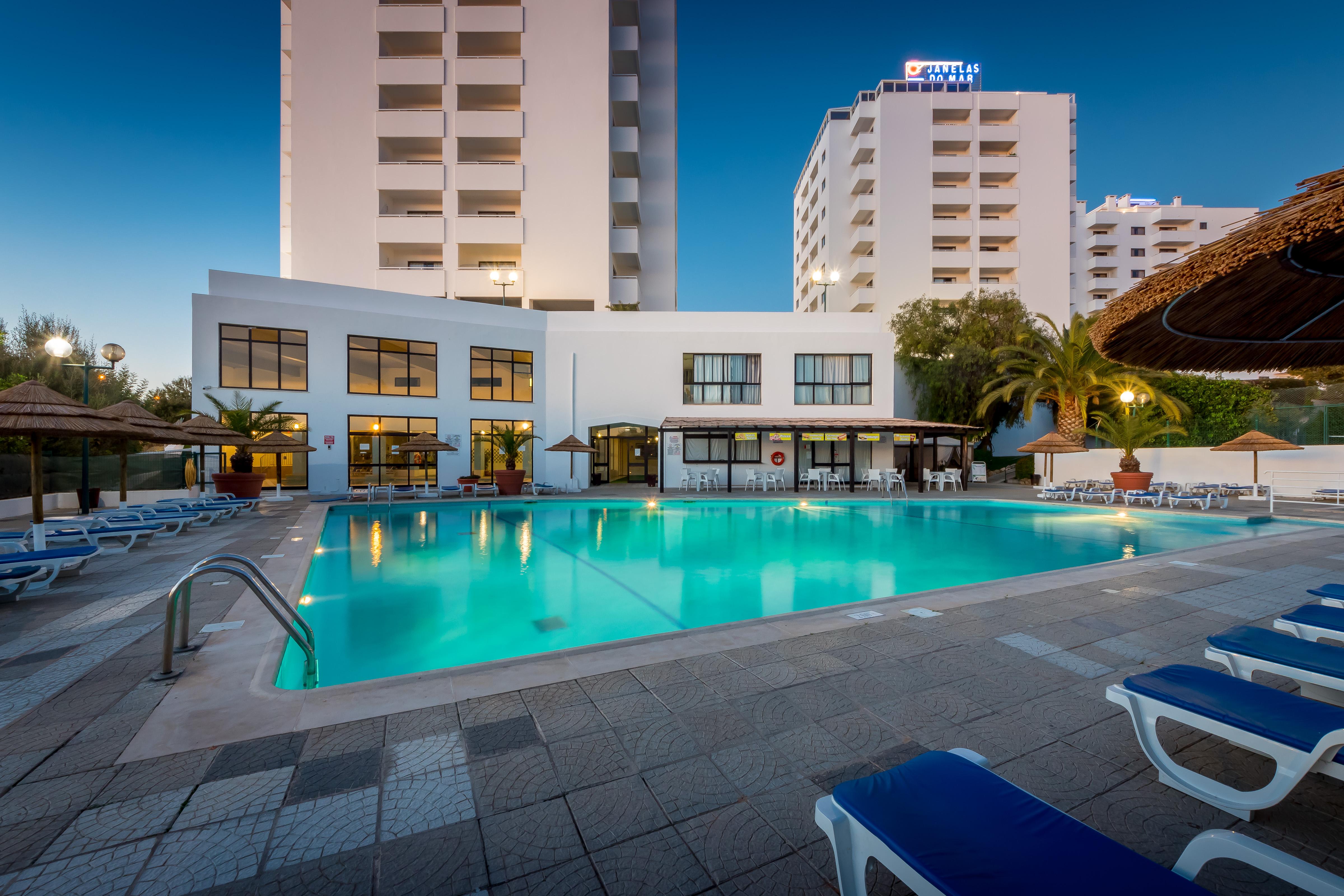 Janelas Do Mar Turisticos Aparthotel 3*