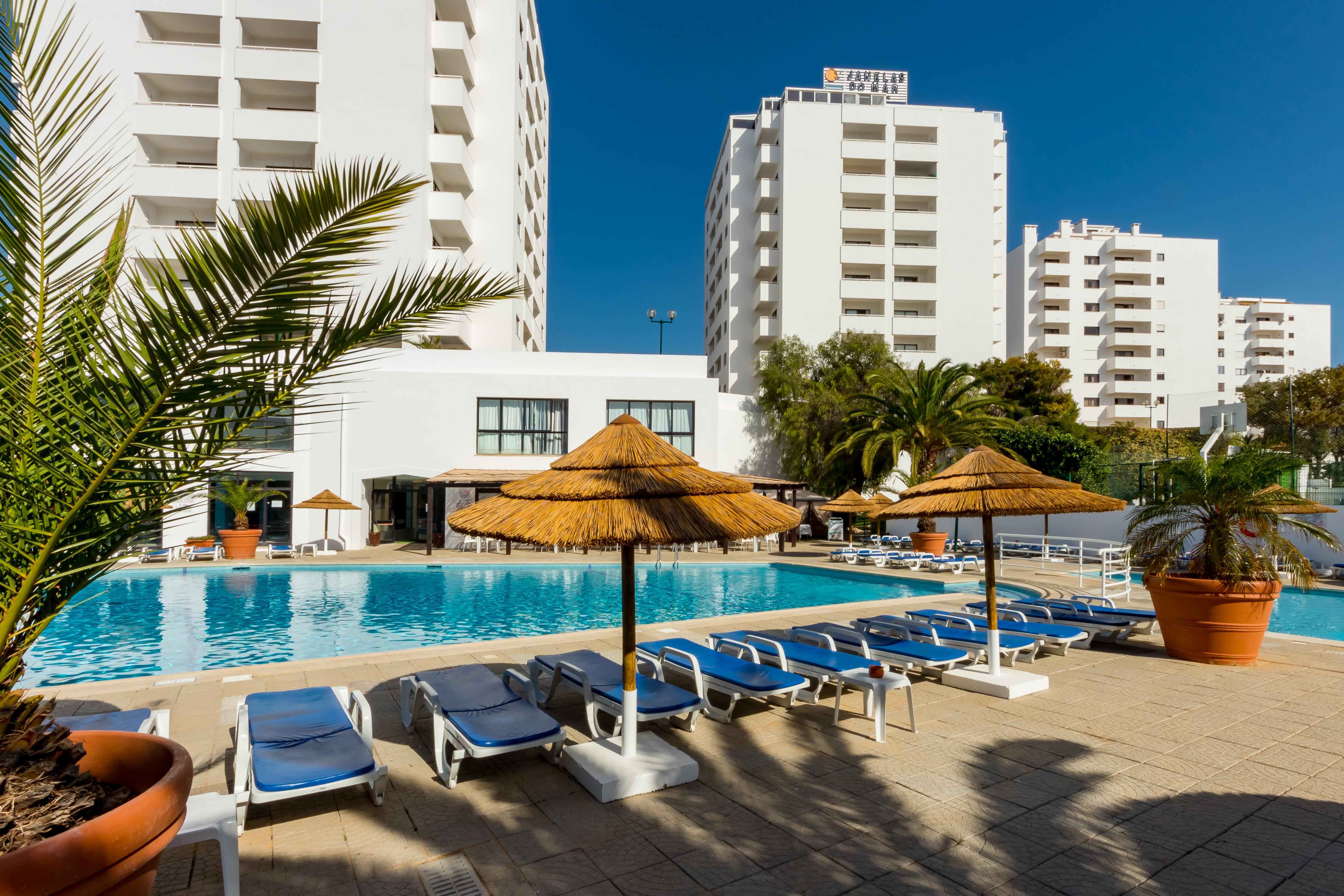 Janelas Do Mar Turisticos Aparthotel 3*
