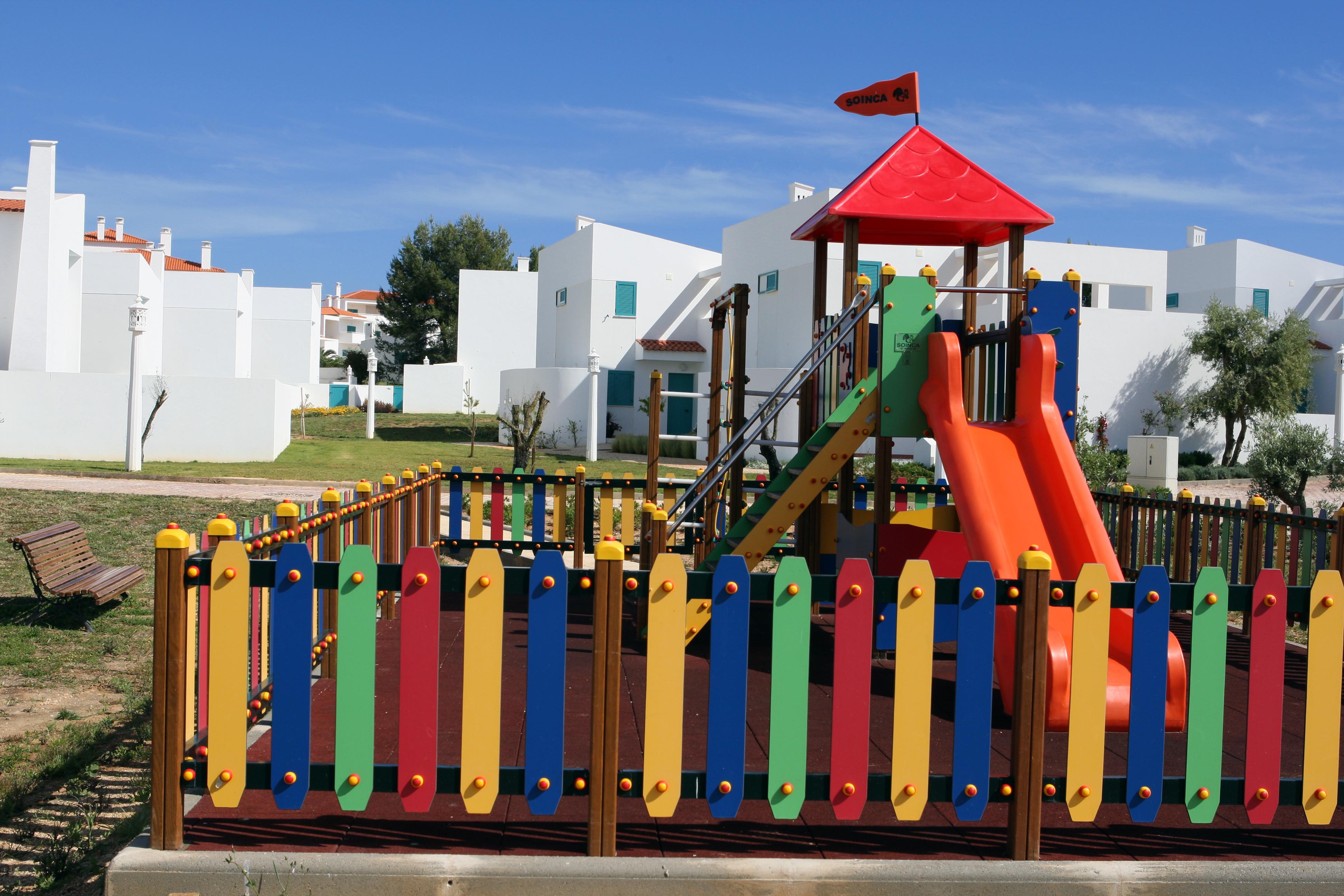 Aldeamento Turistico Da Prainha Holiday park 3*