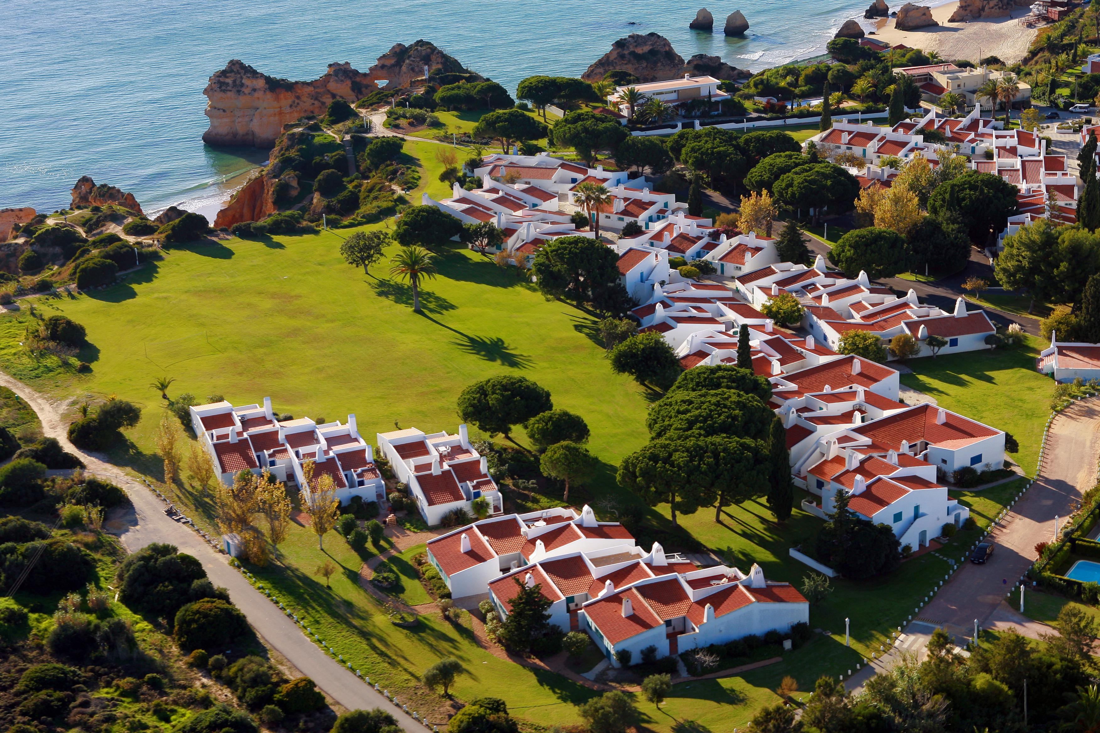 Aldeamento Turistico Da Prainha