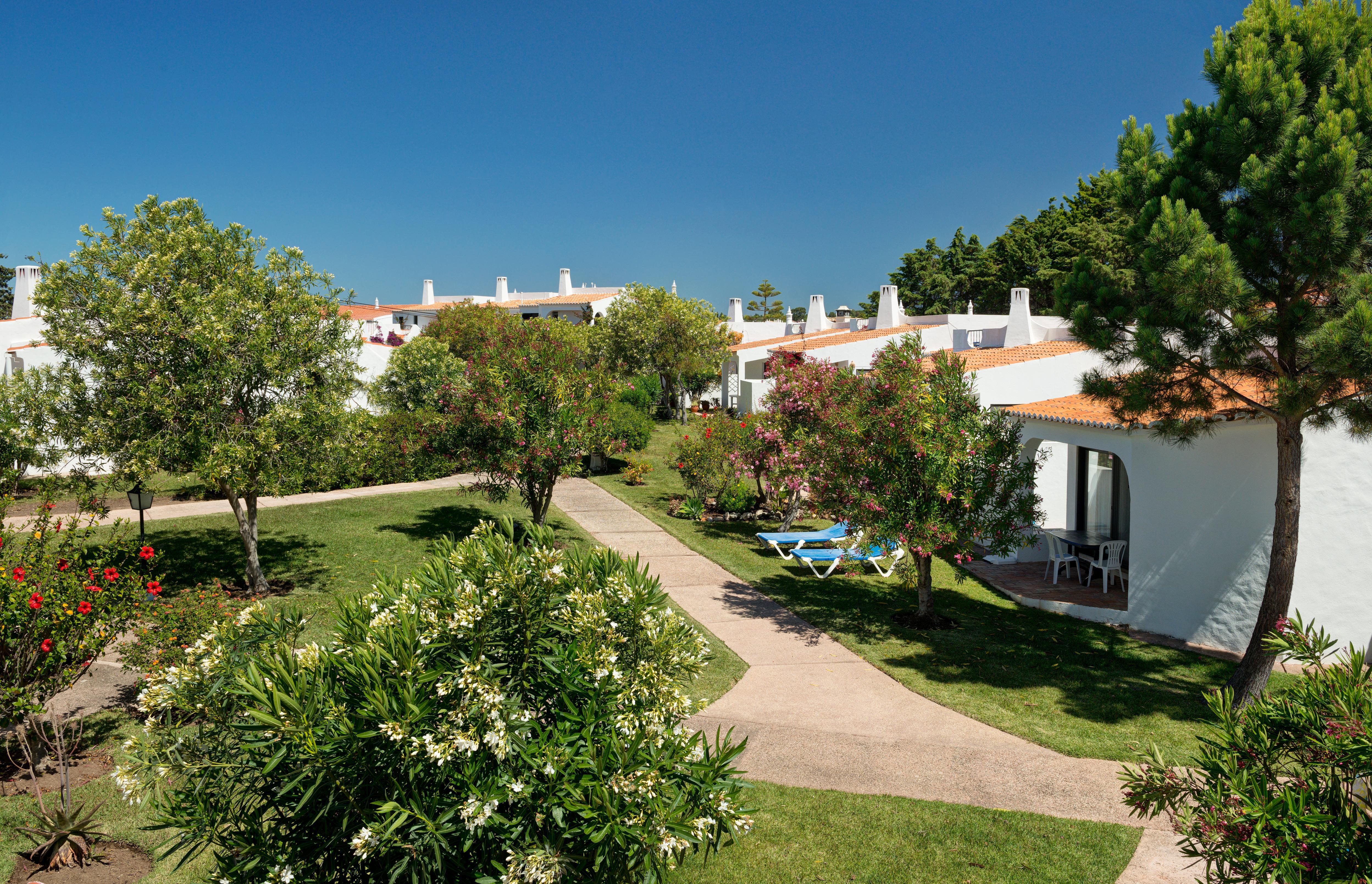 Resort Rocha Brava Village