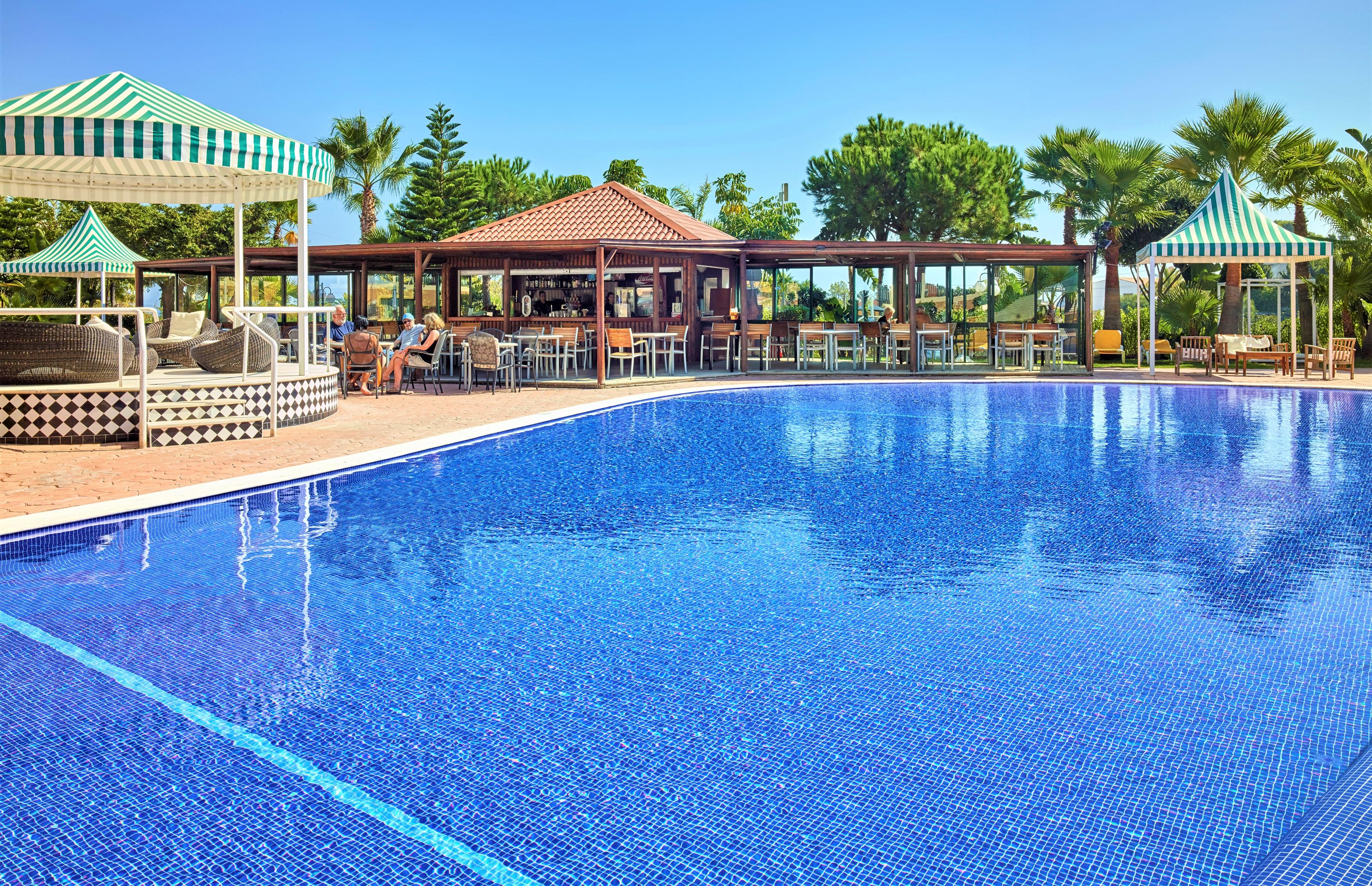 Baia Grande 4*