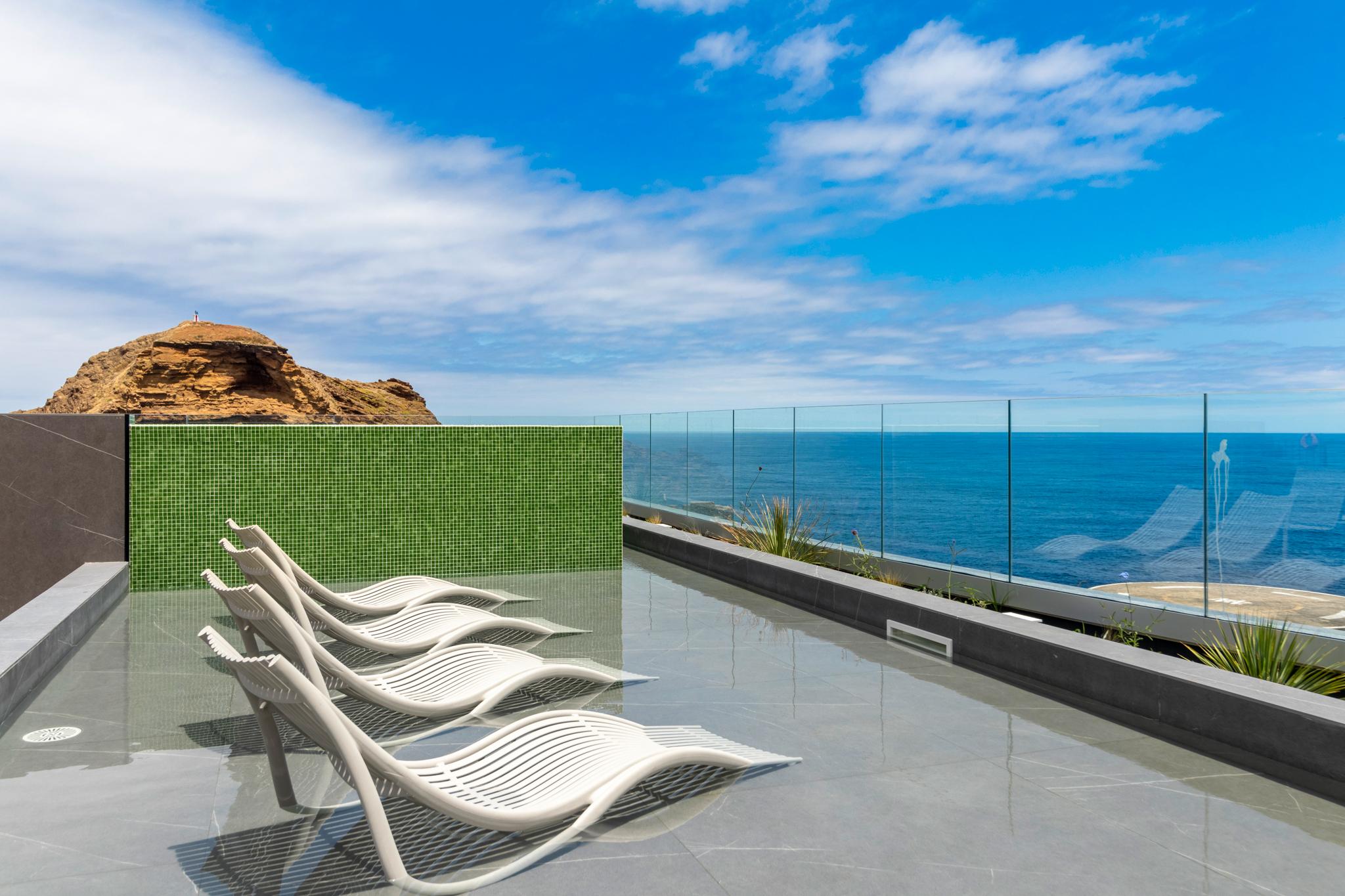 Aqua Natura Bay Hotel 4*