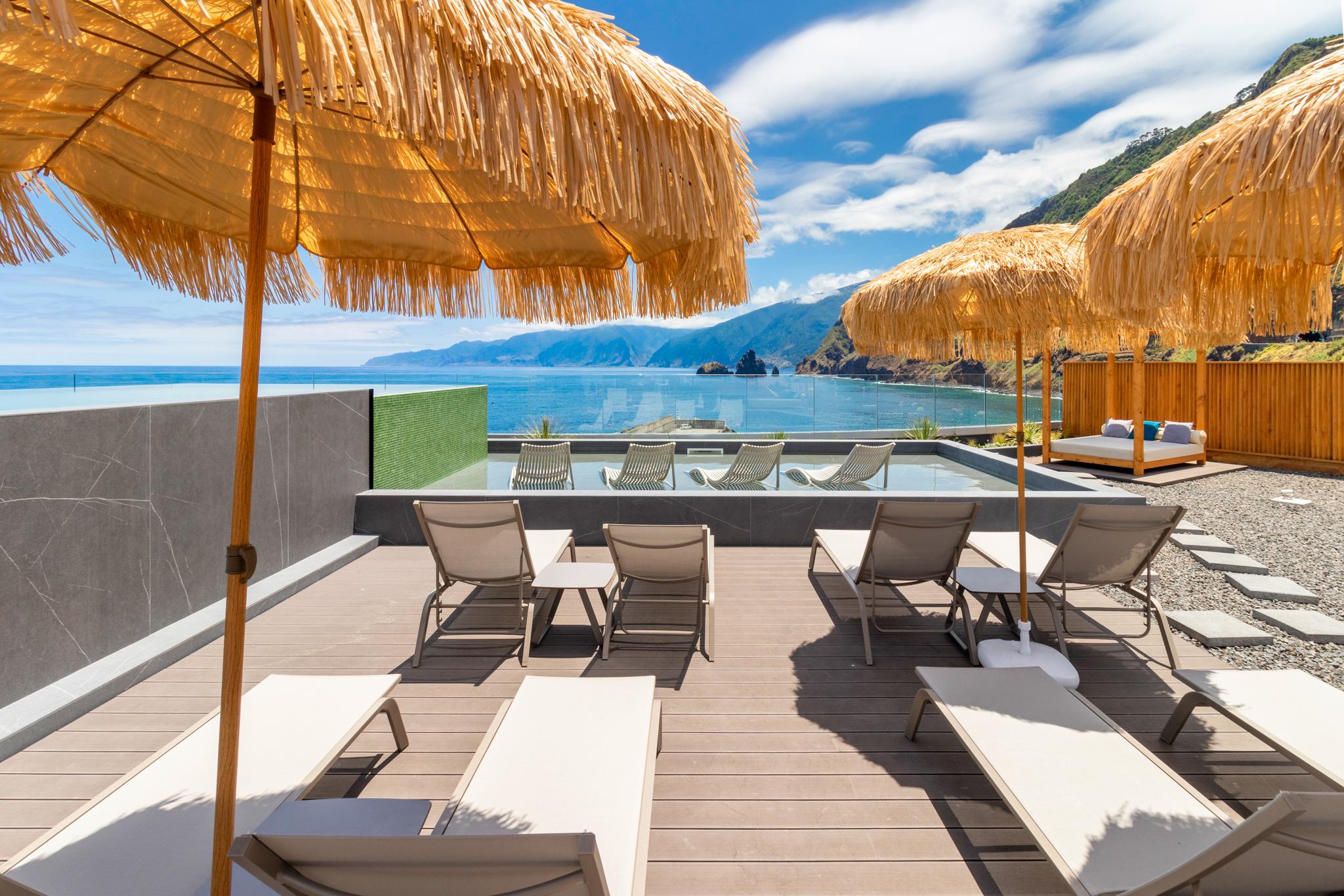 Aqua Natura Bay 4*