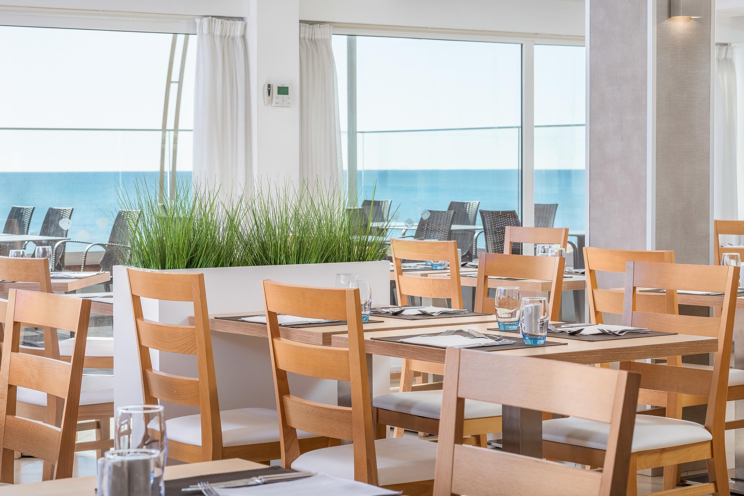 Dom Jose Hotel 3*