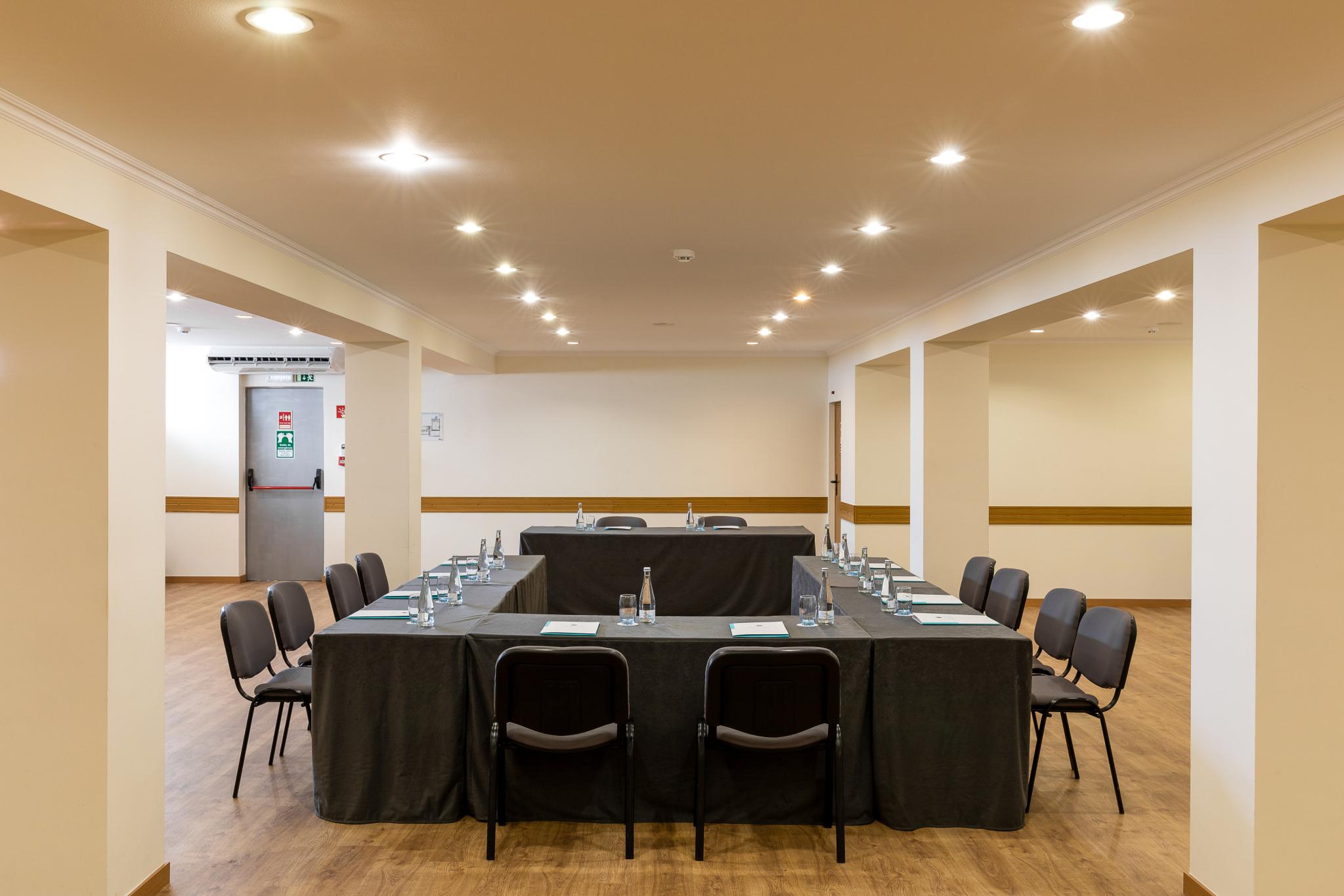 Hotel Dom Jose Quarteira