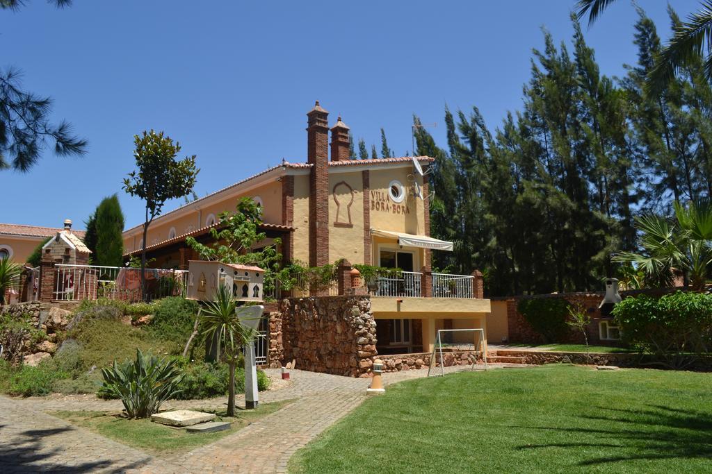 Bora-bora Country house Pera