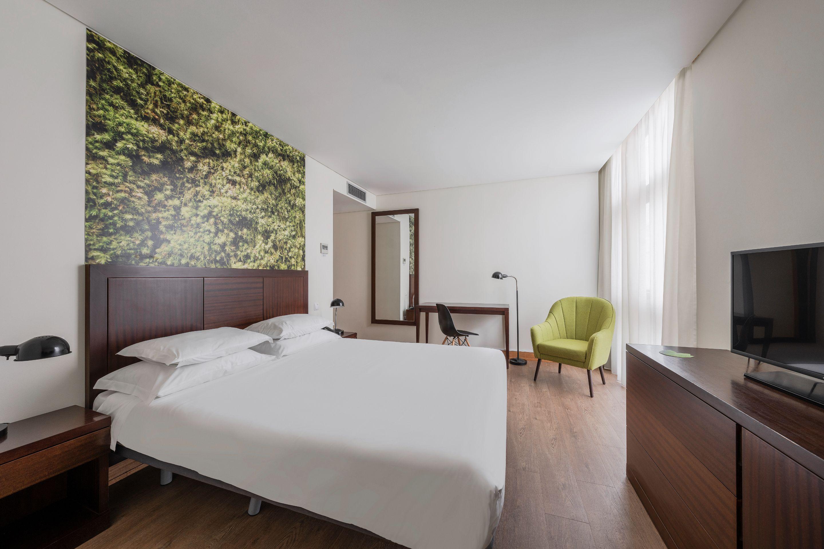 Neat Avenida 3*