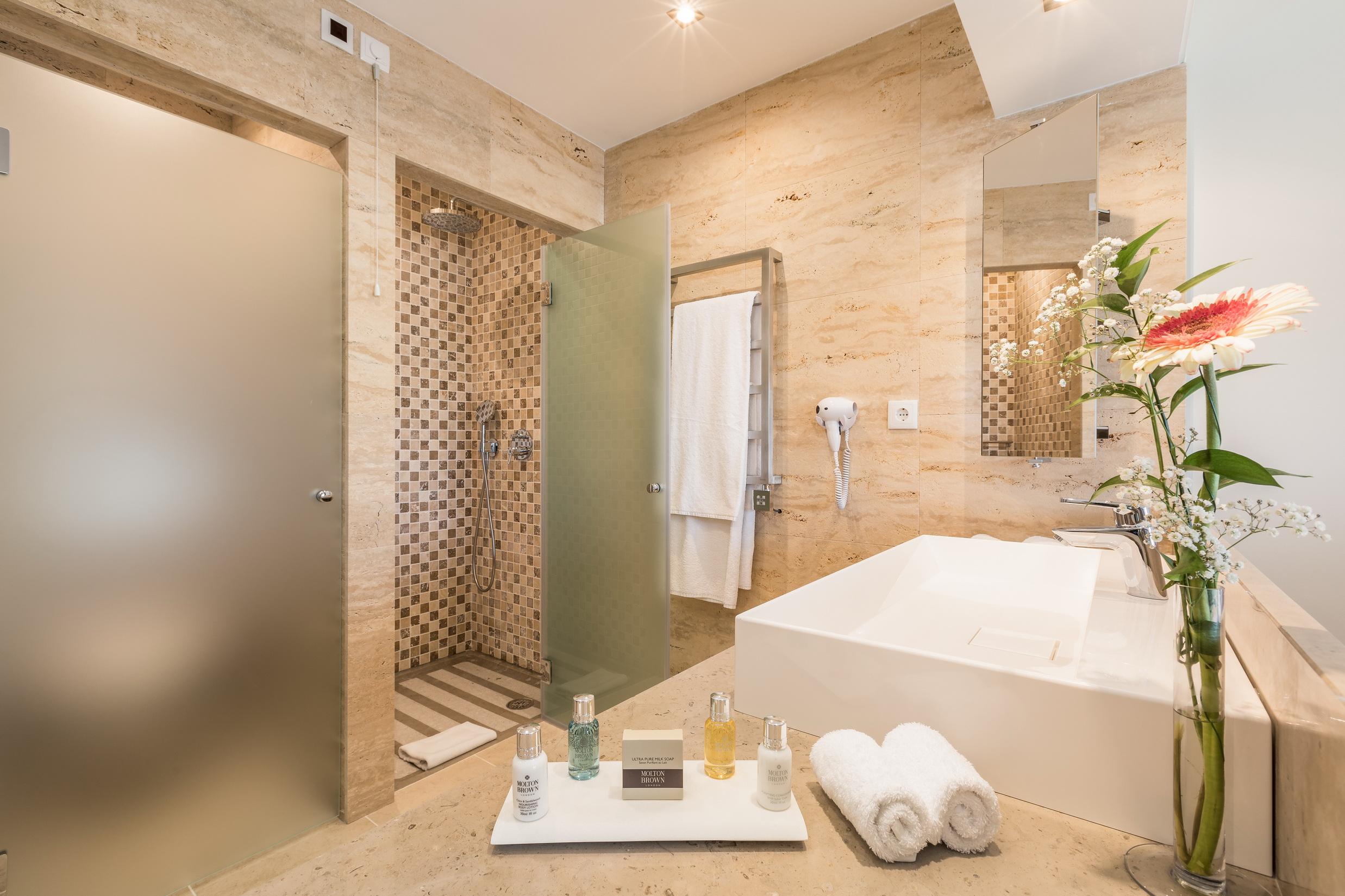 Hotel Caneiros Luxury House & 4*
