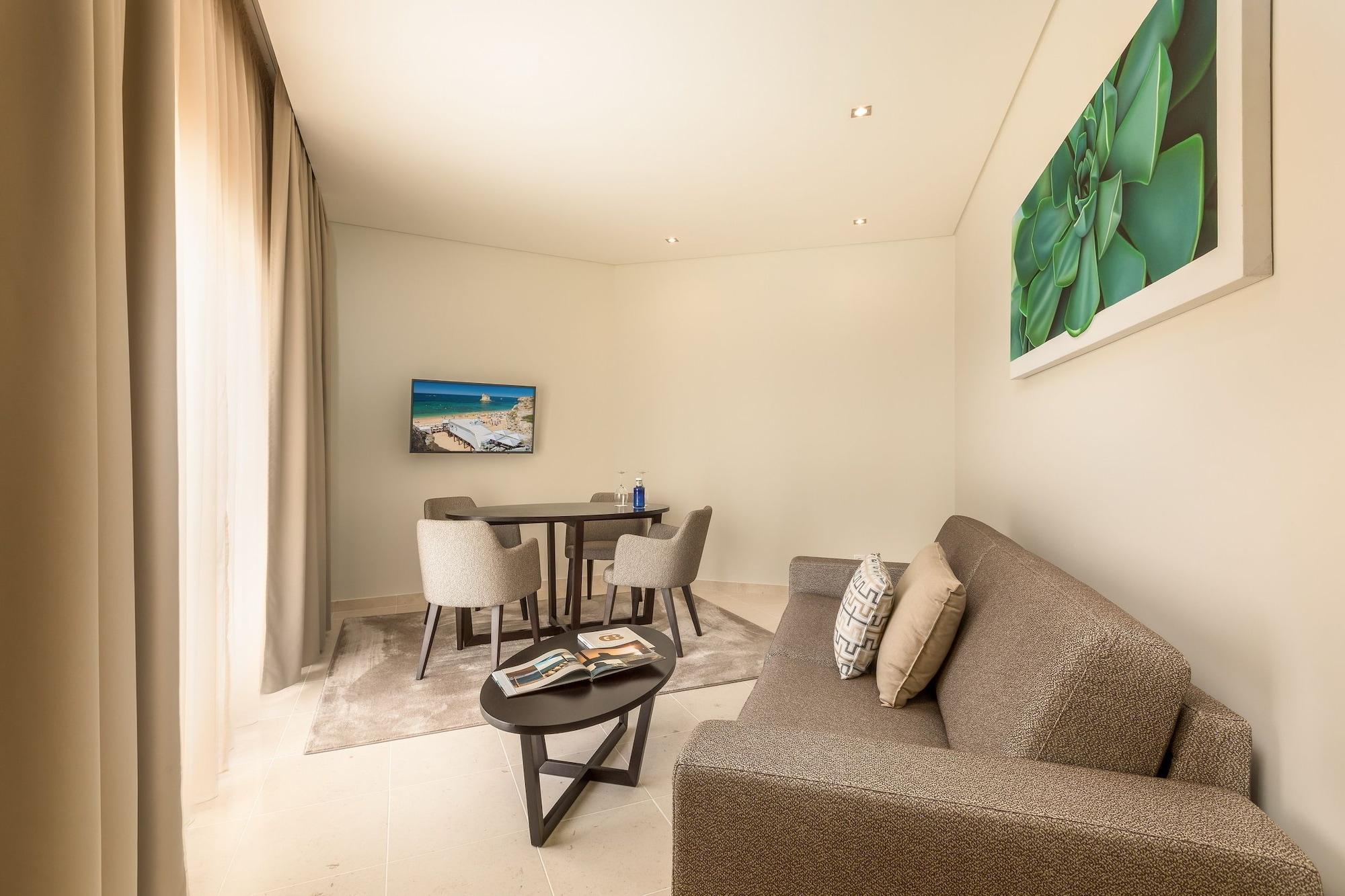 Caneiros Luxury House &