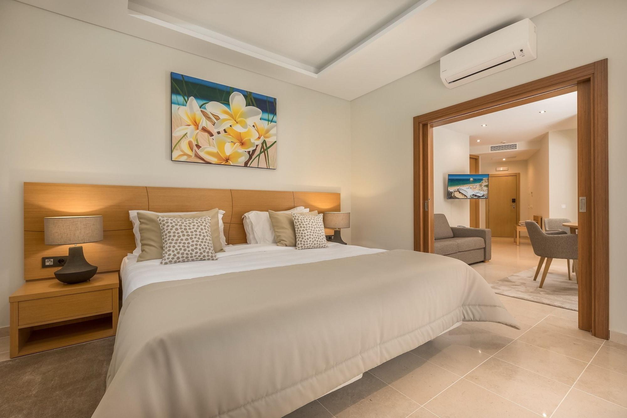 Hotel Caneiros Luxury House &