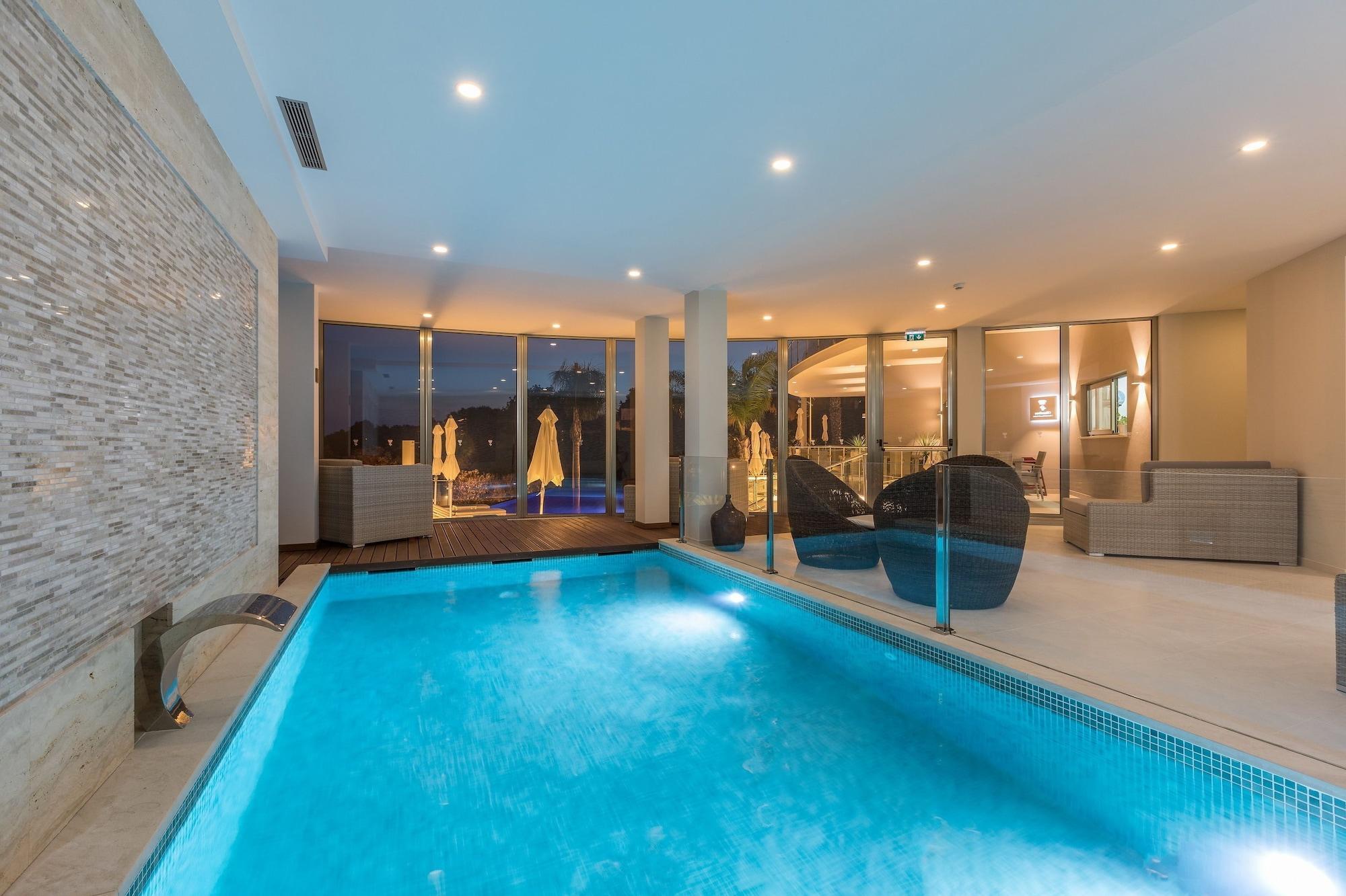 Caneiros Luxury House & 4*