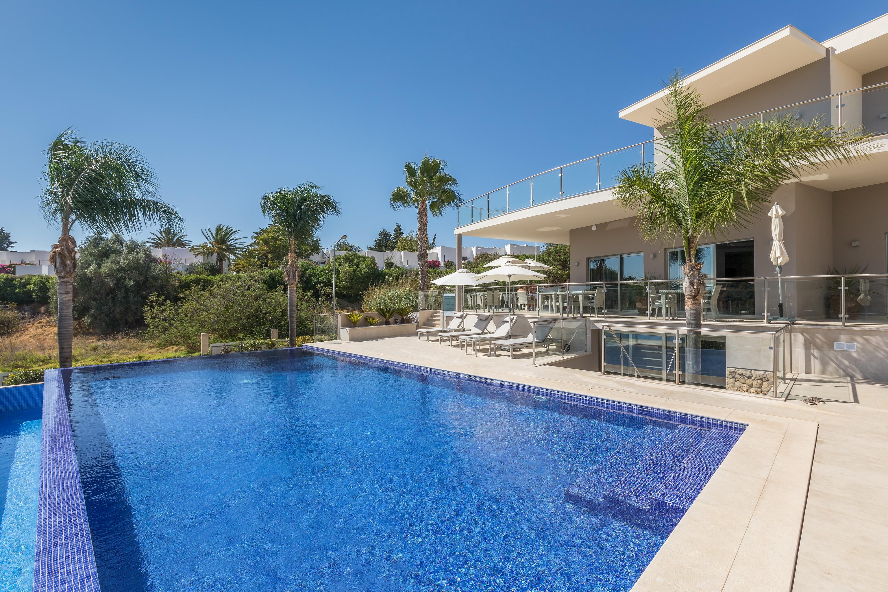 Caneiros Luxury House & 4* Ferragudo (Faro)