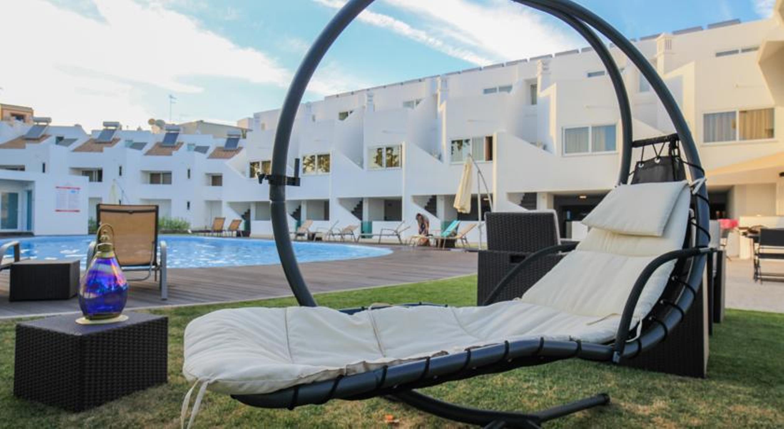 Lagoa Aparthotel 4*