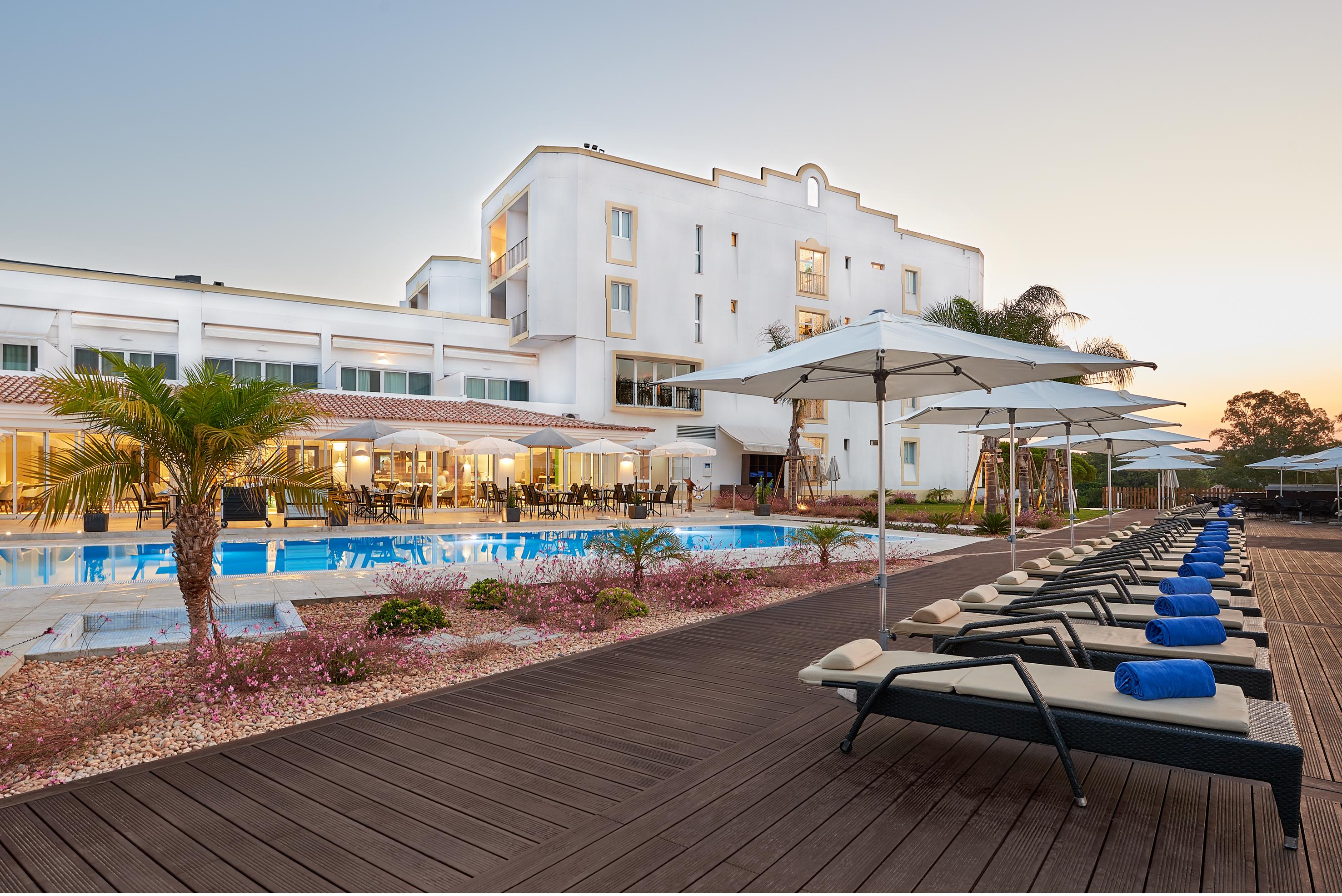 Resort Dona Filipa 5*