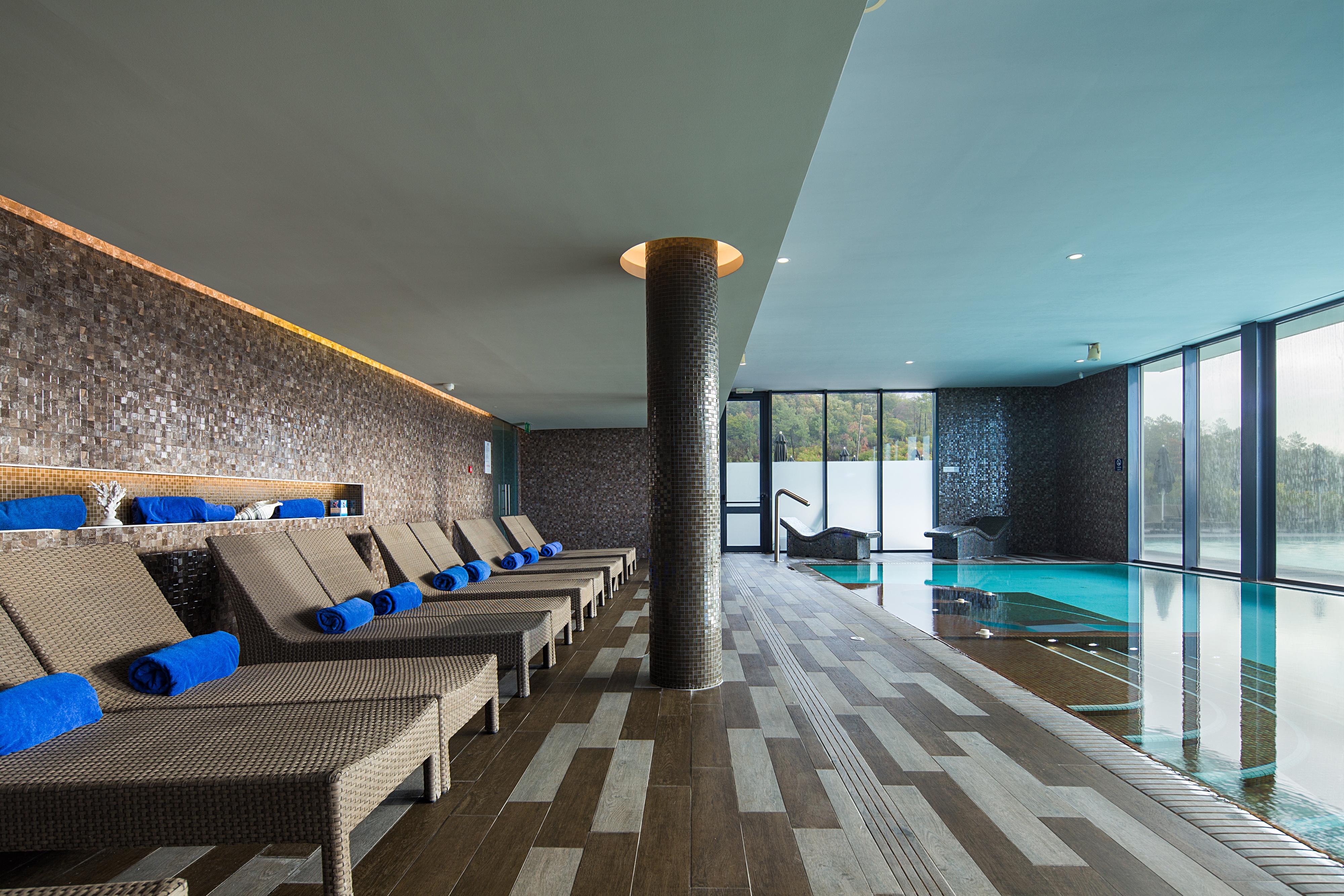 Hotel & 5*