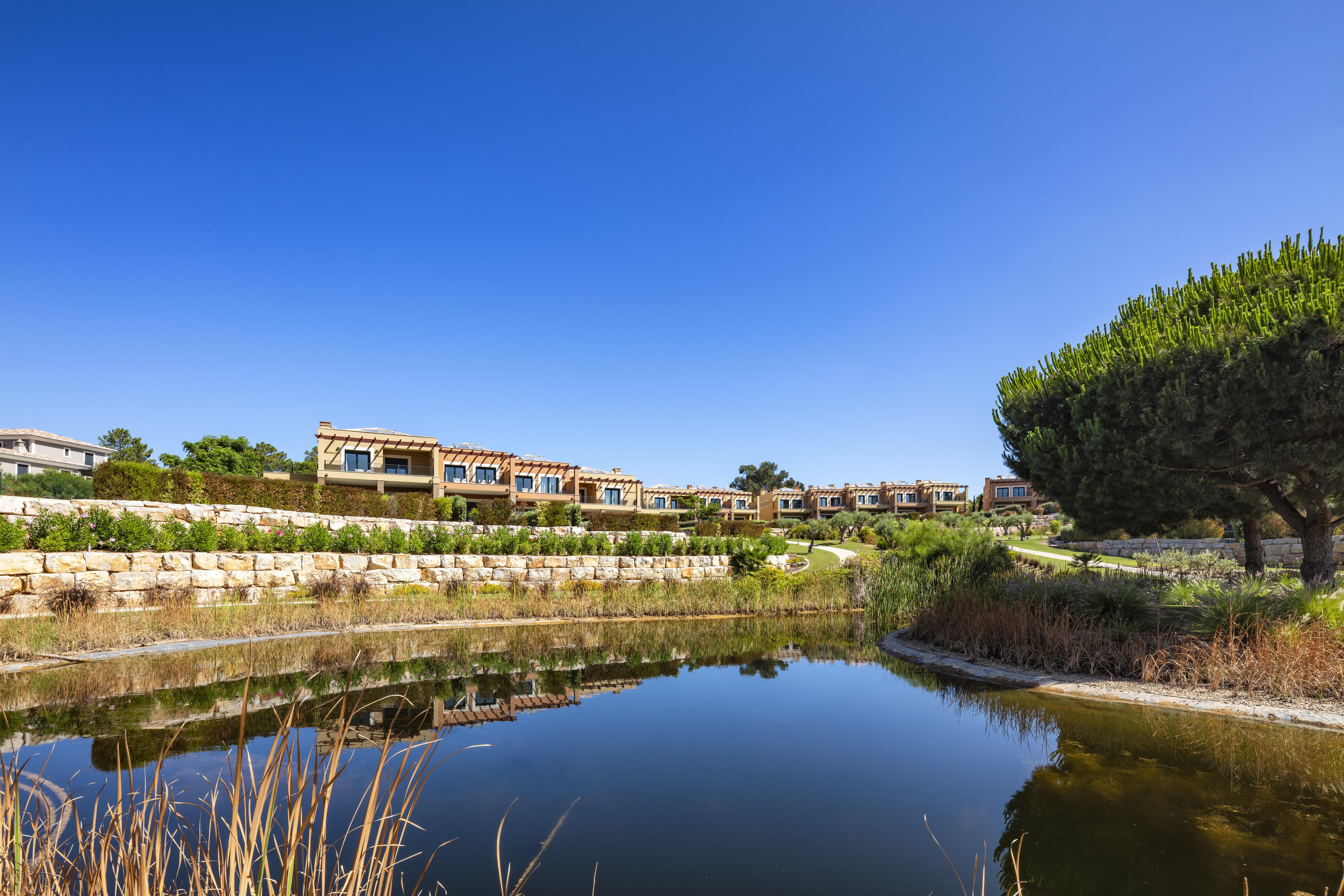Resort Vale De Milho Village
