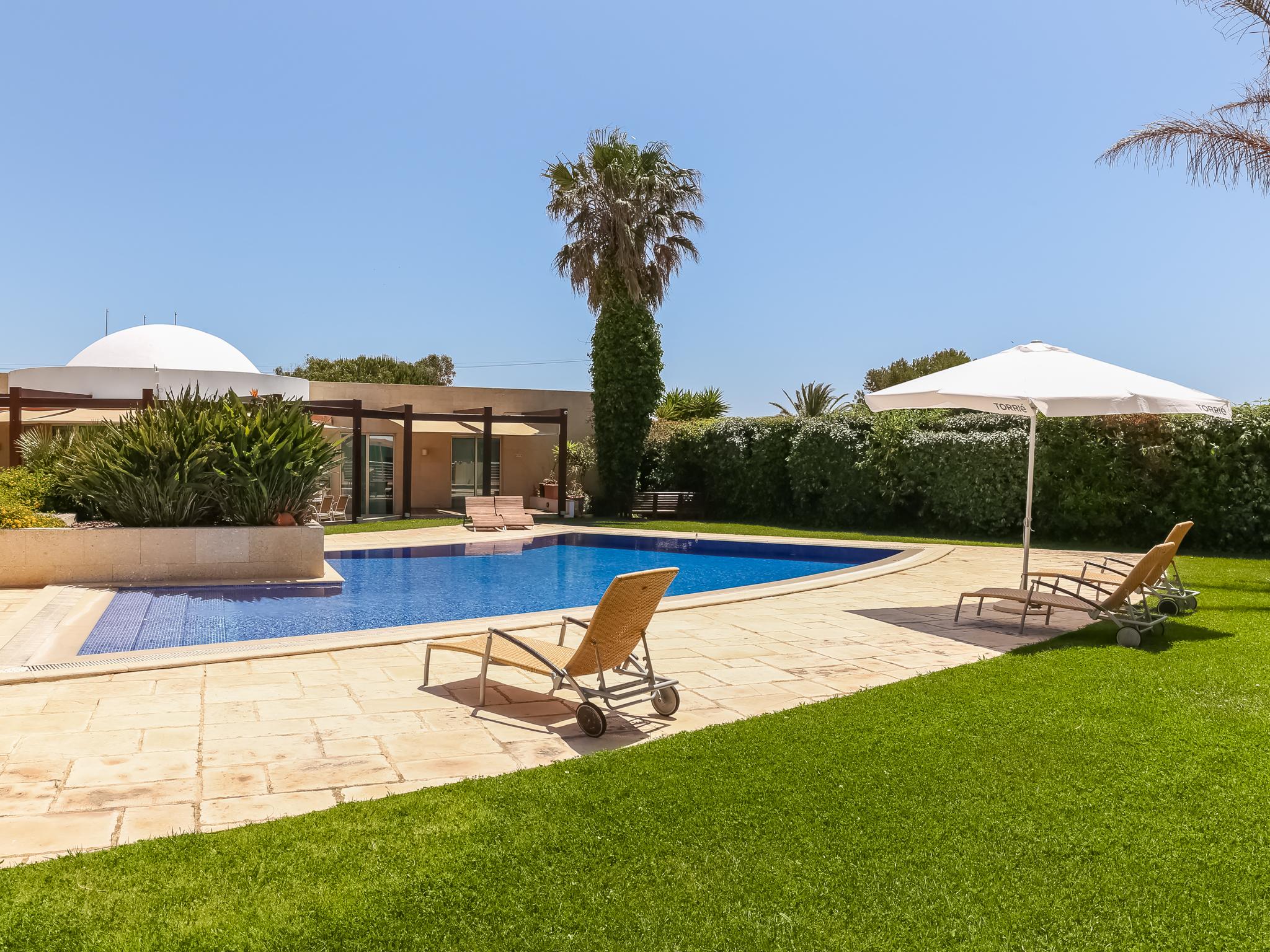 Aparthotel Pontalaia Turisticos 4*