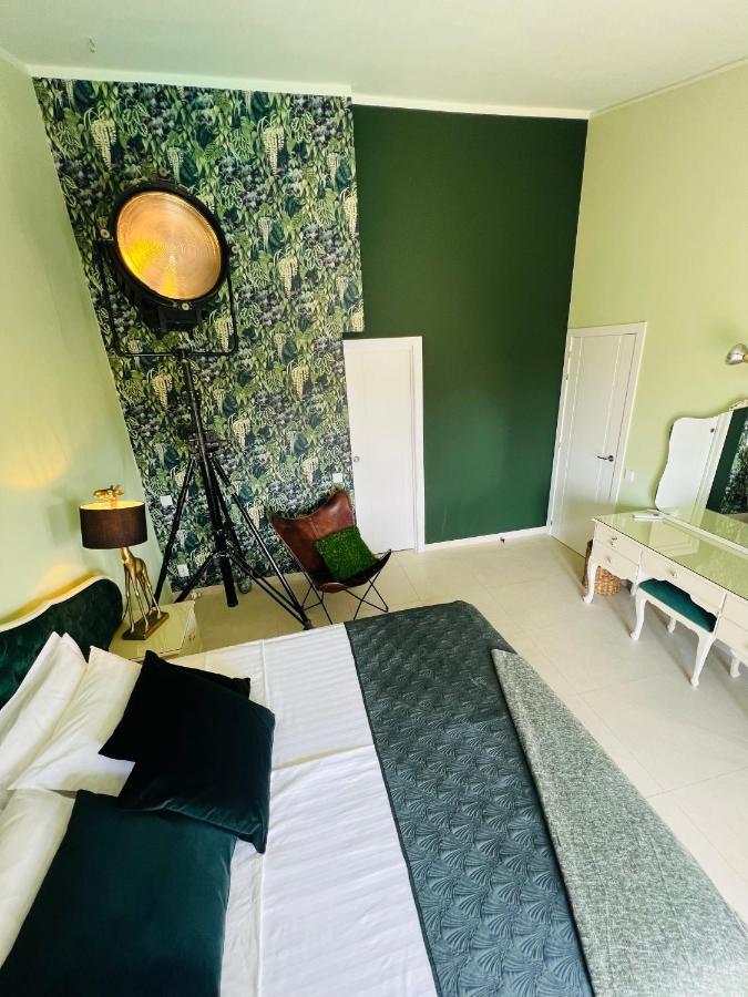 Palm View Guesthouse, Adults Only Bed & Breakfast Praia Da Luz