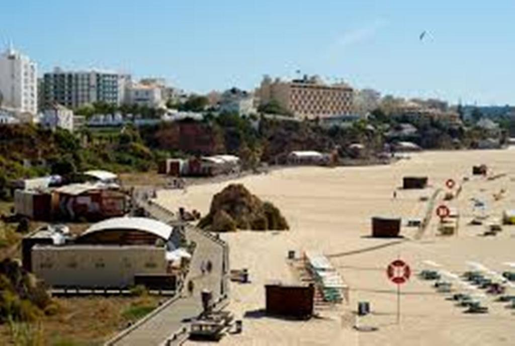 Turisticos Perola Da Rocha Ii Apartment *