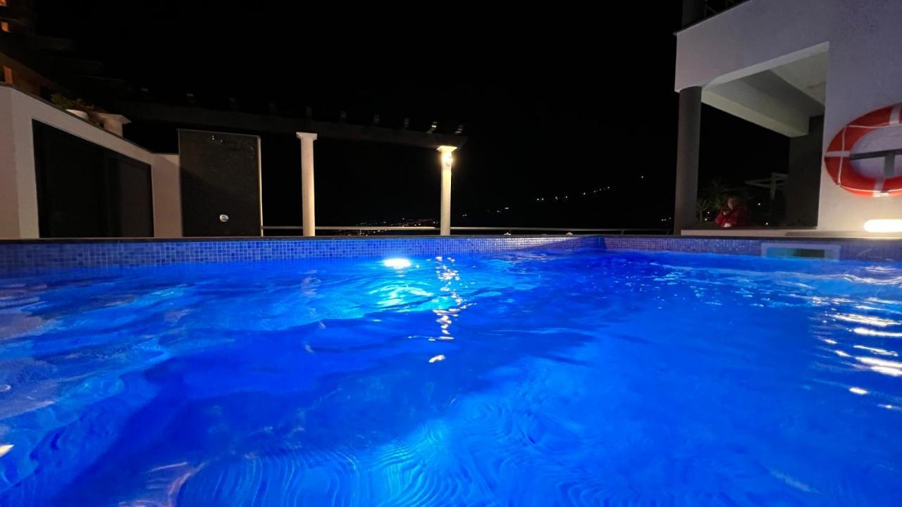 Maison Du Soleil Holiday home Arco da Calheta (Madeira)