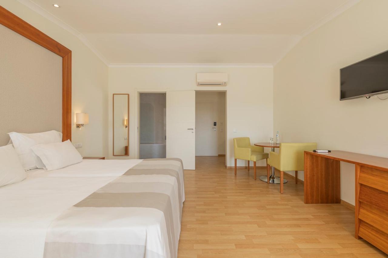 Lagoa Aparthotel