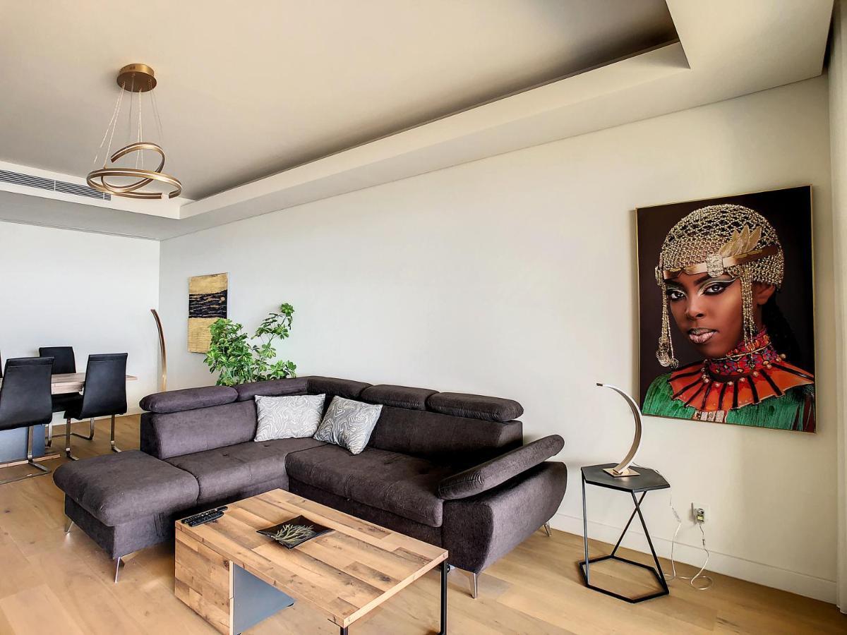 The Sea View By Lovelystay Apartment *