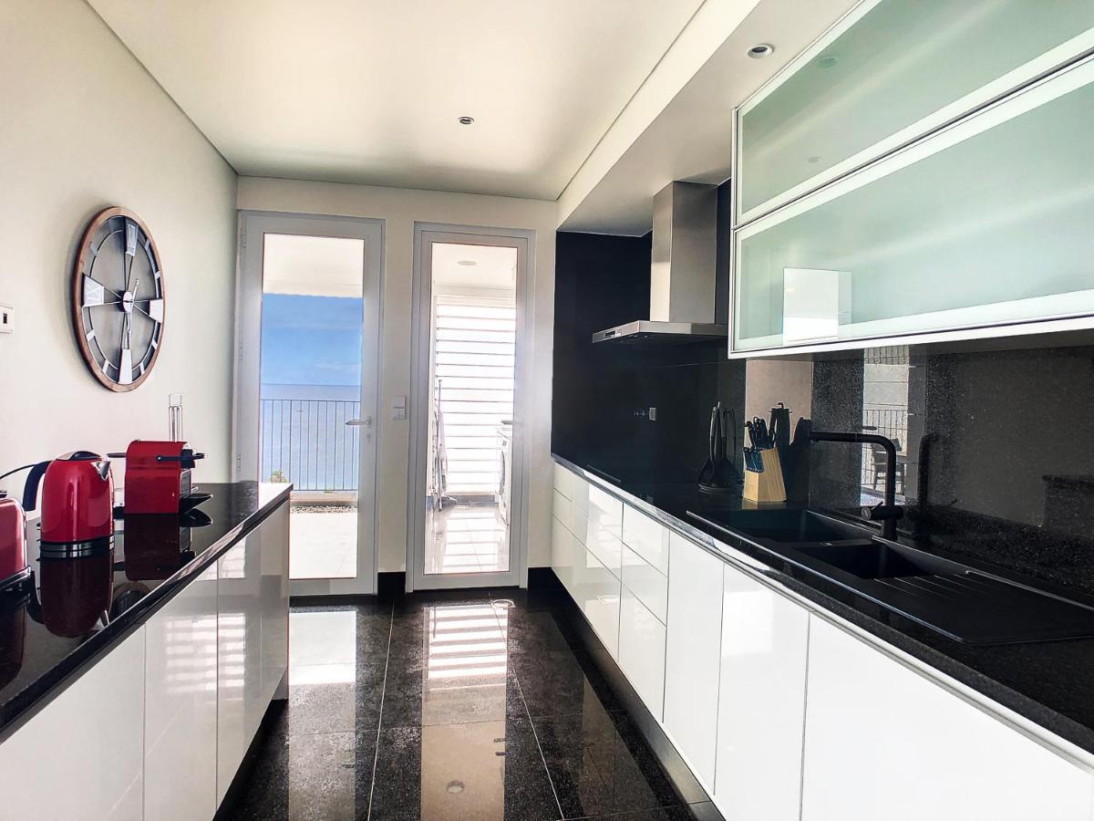 The Sea View By Lovelystay Apartment