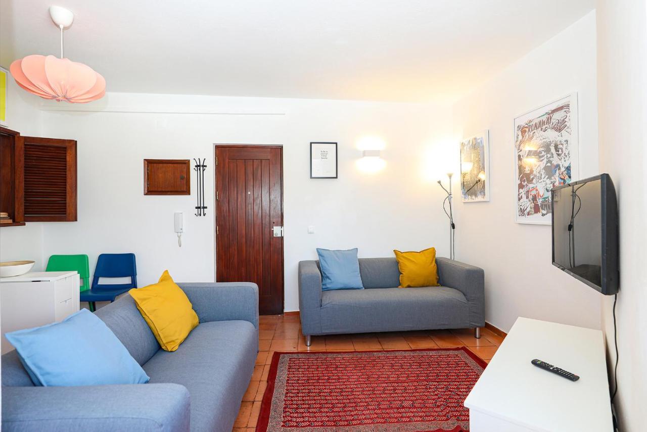 Apartment B49 - Postigo View Flat In