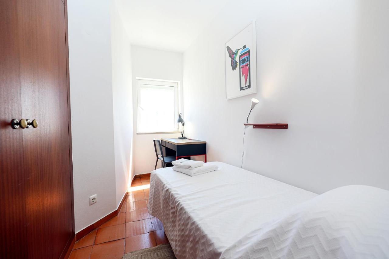B49 - Postigo View Flat In *
