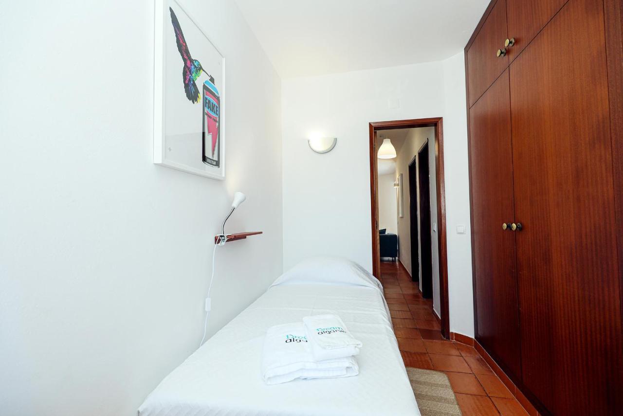 B49 - Postigo View Flat In Apartment *