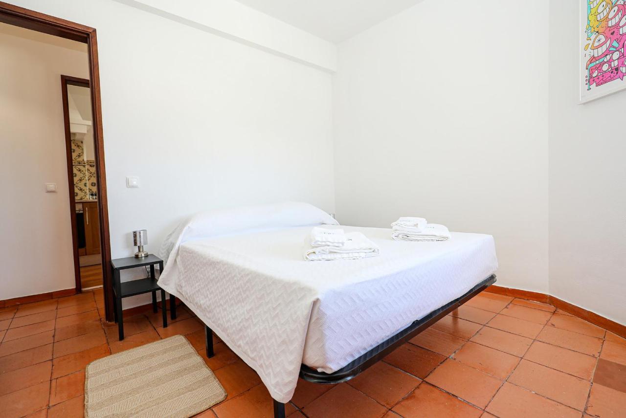 B49 - Postigo View Flat In * Lagos