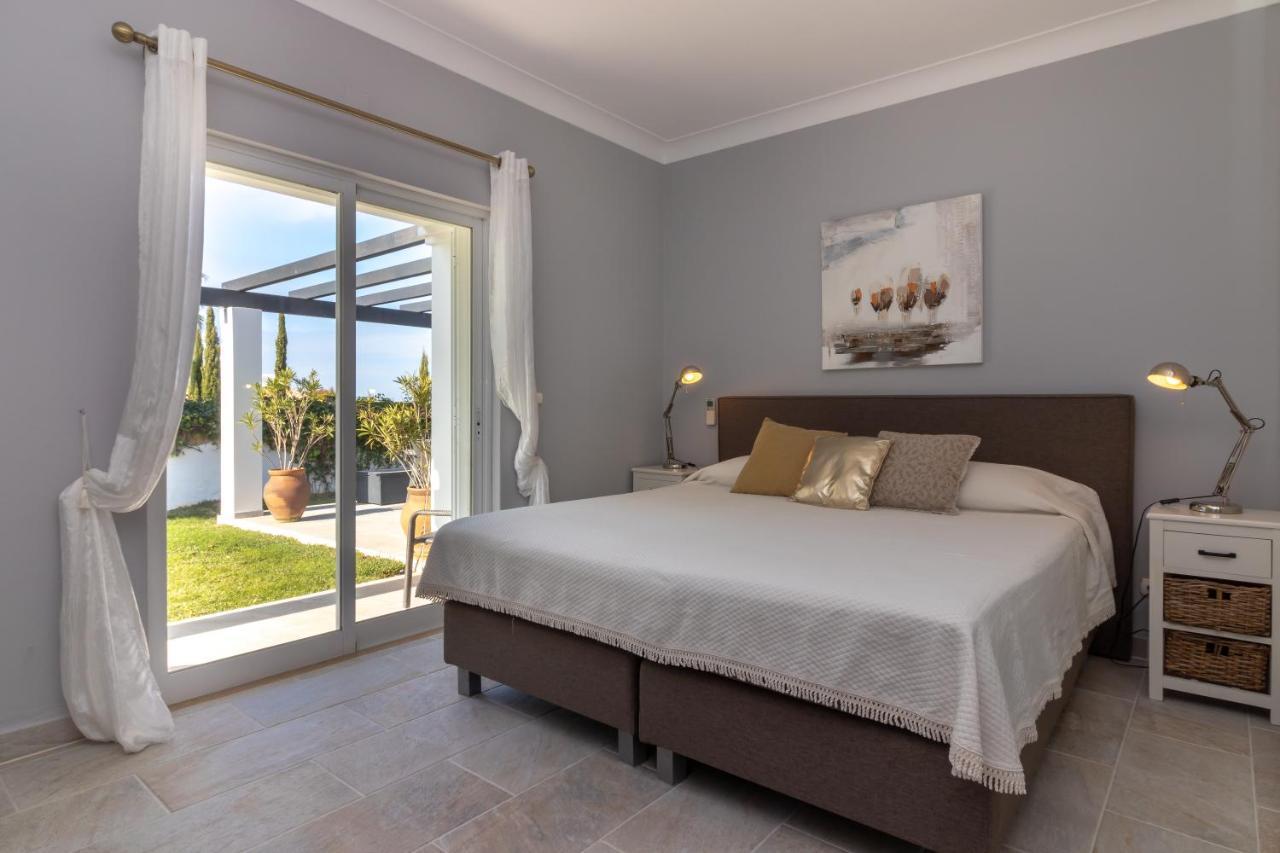 Villa Ocean Blue Ocean Views Walk To Pool Ferragudo (Faro)